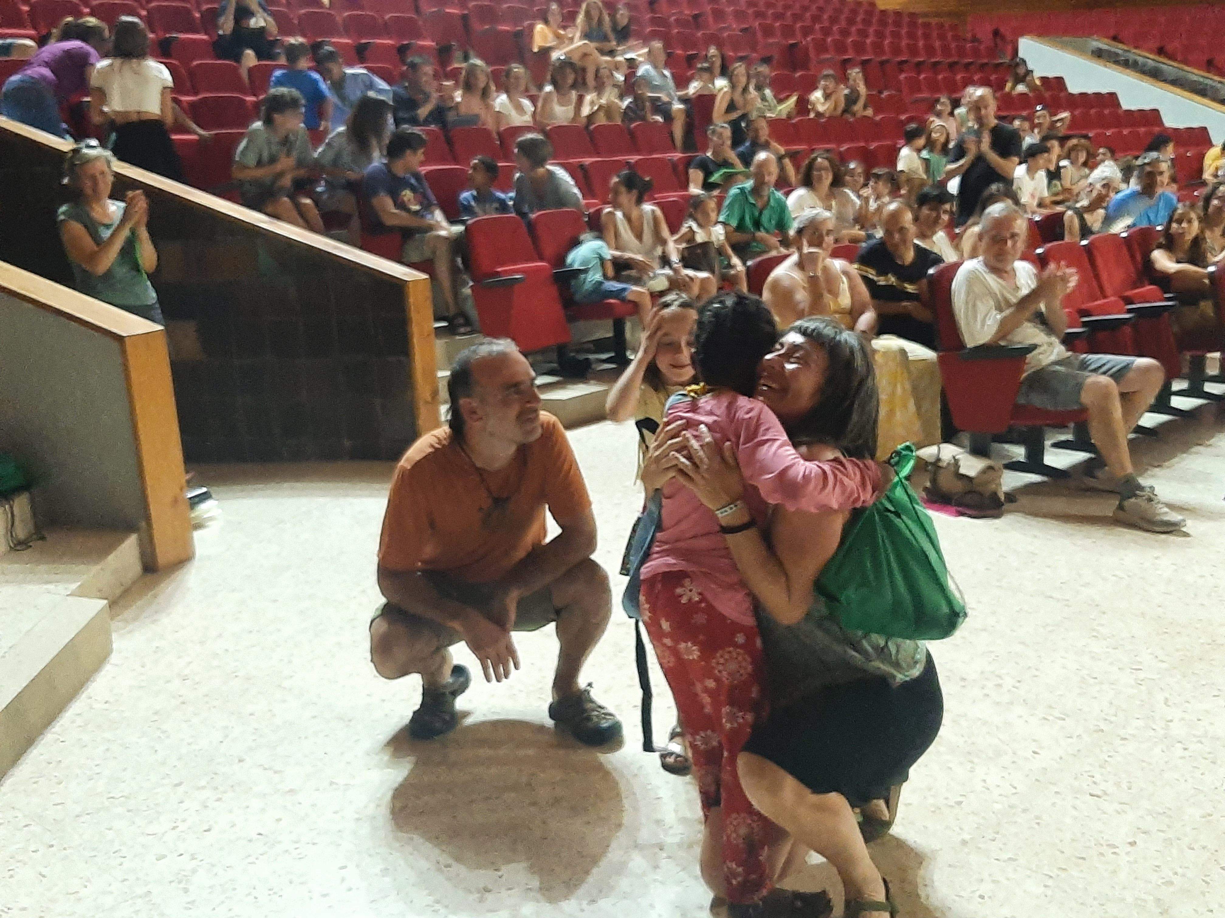 Emoción en el encuentro con la familia para estas vacaciones.