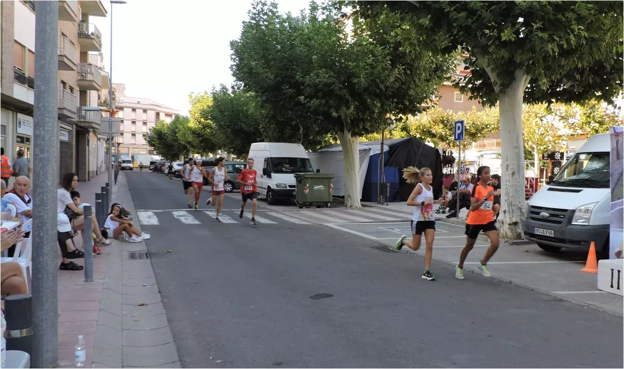Marwa ElKhouyaali e Isabel Linares