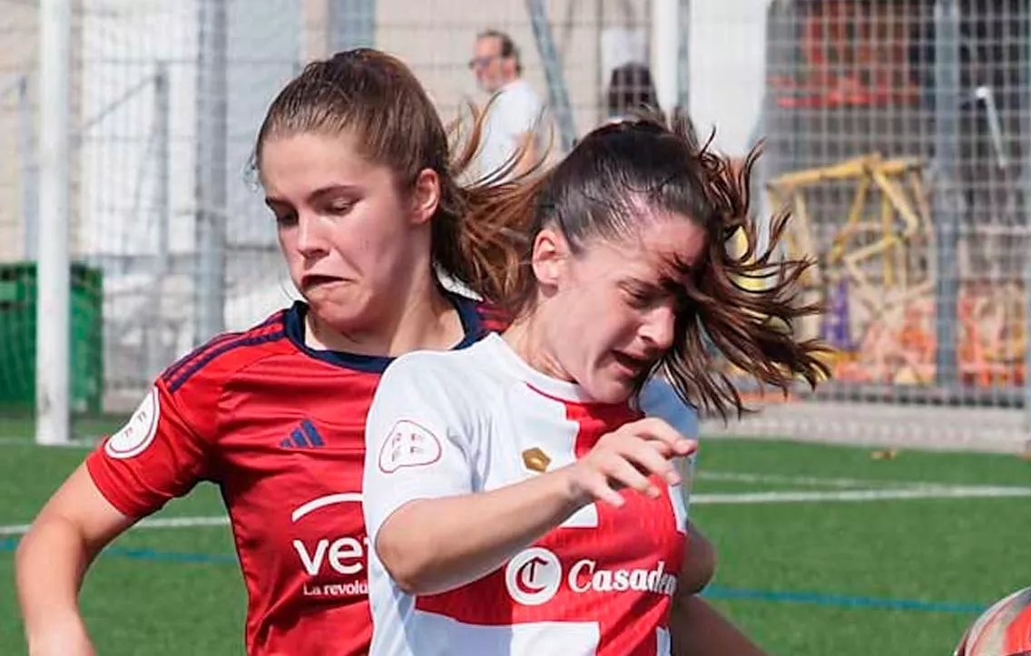 Un momento del Osasuna B 2-2 Huesca Fem.