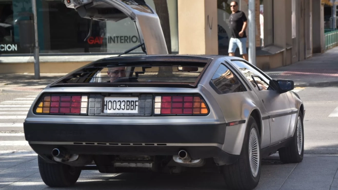 Uno de los vehículos clásicos que se ha expuesto. Uno de los vehículos clásicos que se ha expuesto.