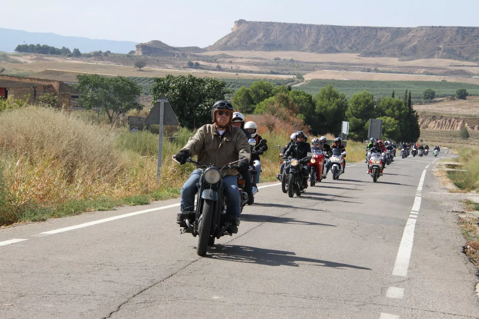 XVIII Concentración de Motos Antiguas de Alberuela de Tubo. Foto Carlos Neofato 