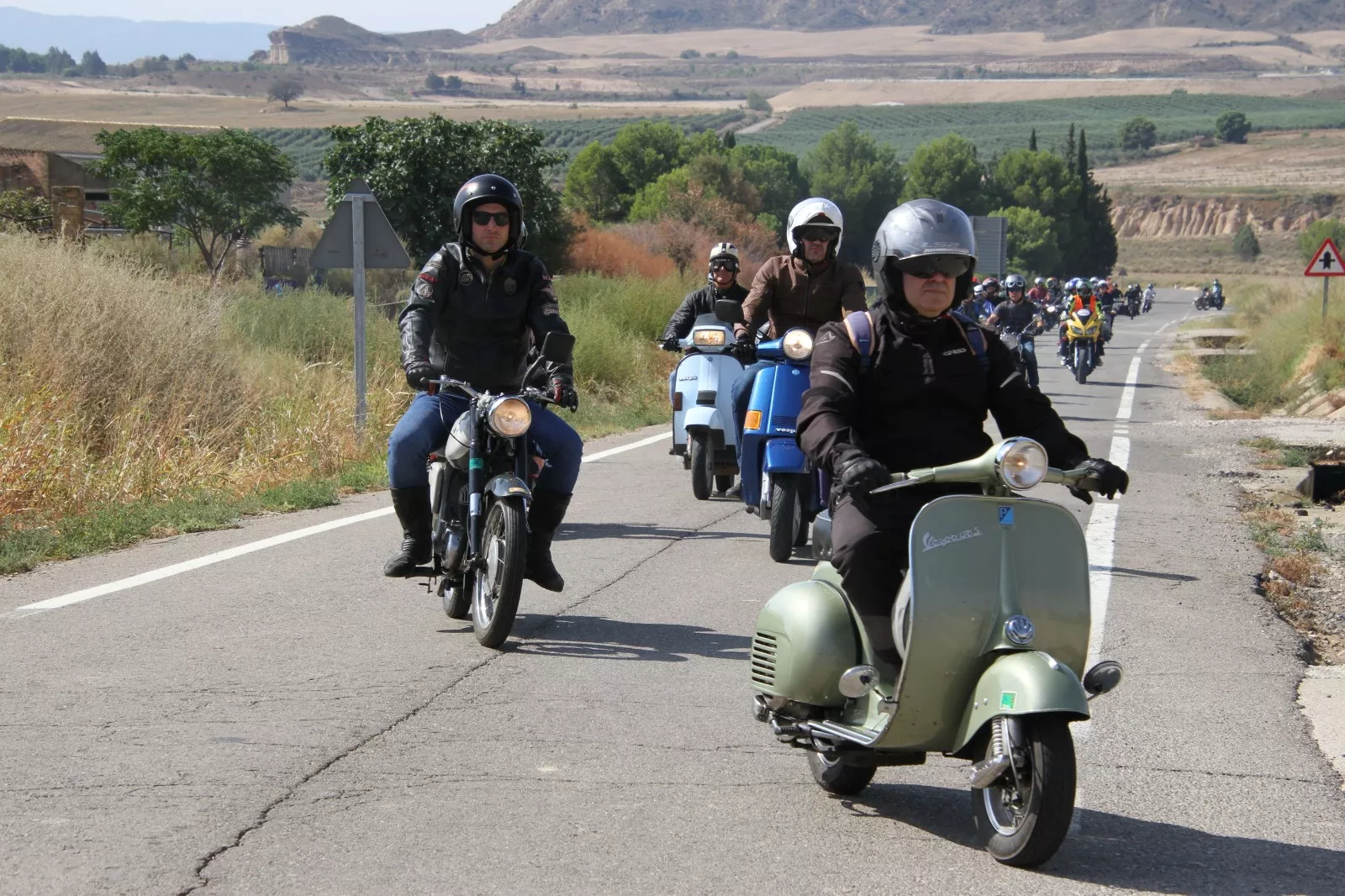 XVIII Concentración de Motos Antiguas de Alberuela de Tubo. Foto Carlos Neofato 