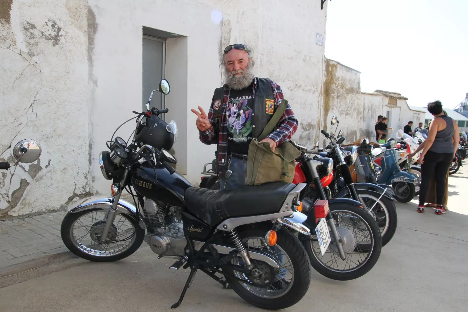 XVIII Concentración de Motos Antiguas de Alberuela de Tubo. Foto Carlos Neofato 