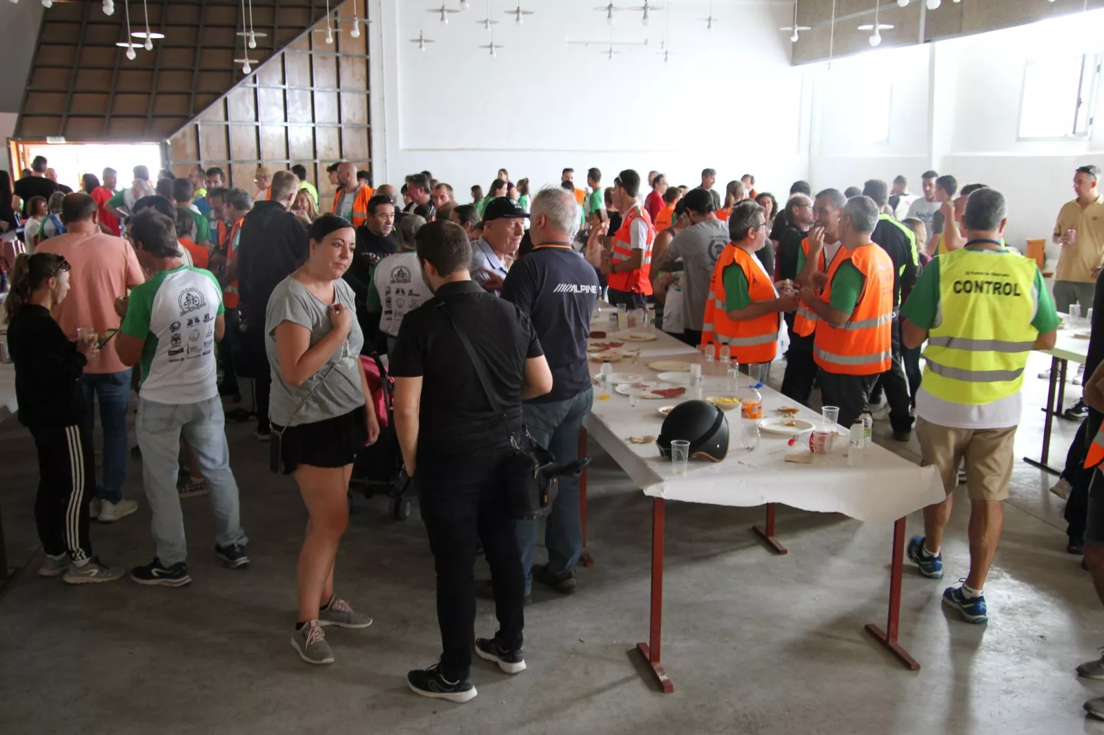 XVIII Concentración de Motos Antiguas de Alberuela de Tubo. Foto Carlos Neofato 