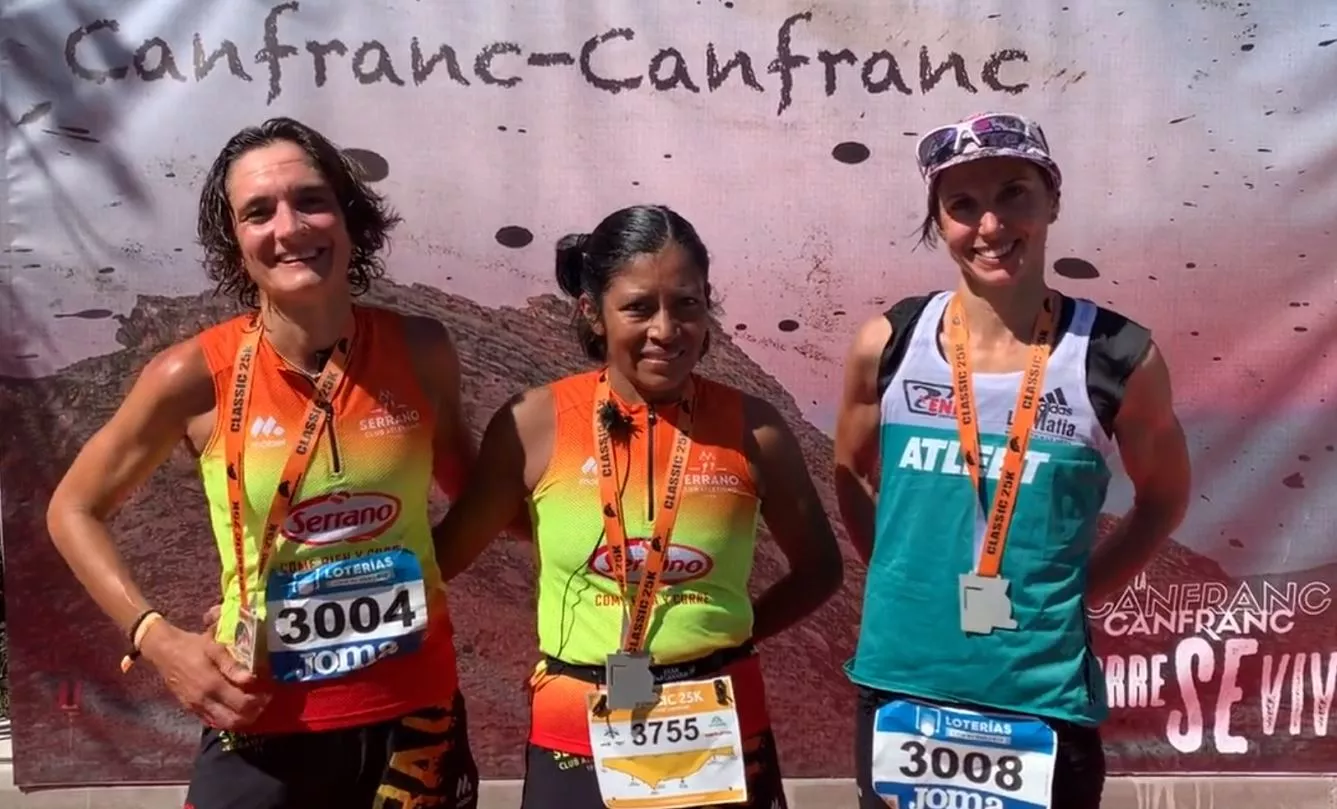 Podio 25K, Mercedes Pila, Ana Revilla y Marta Esteban