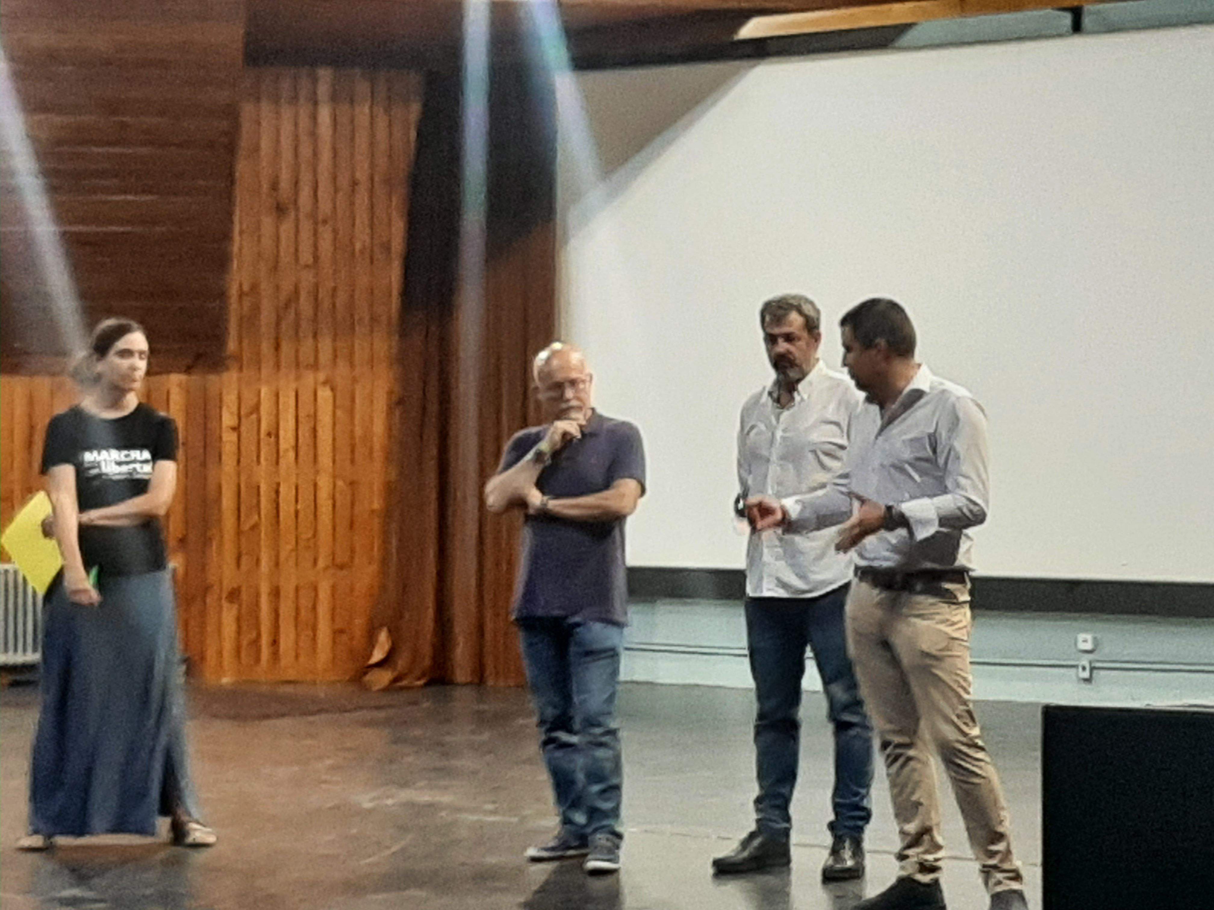 Arturo Bierge y Roberto Cacho, por el Ayuntamiento, y Antonio Biescas, de la DPH.