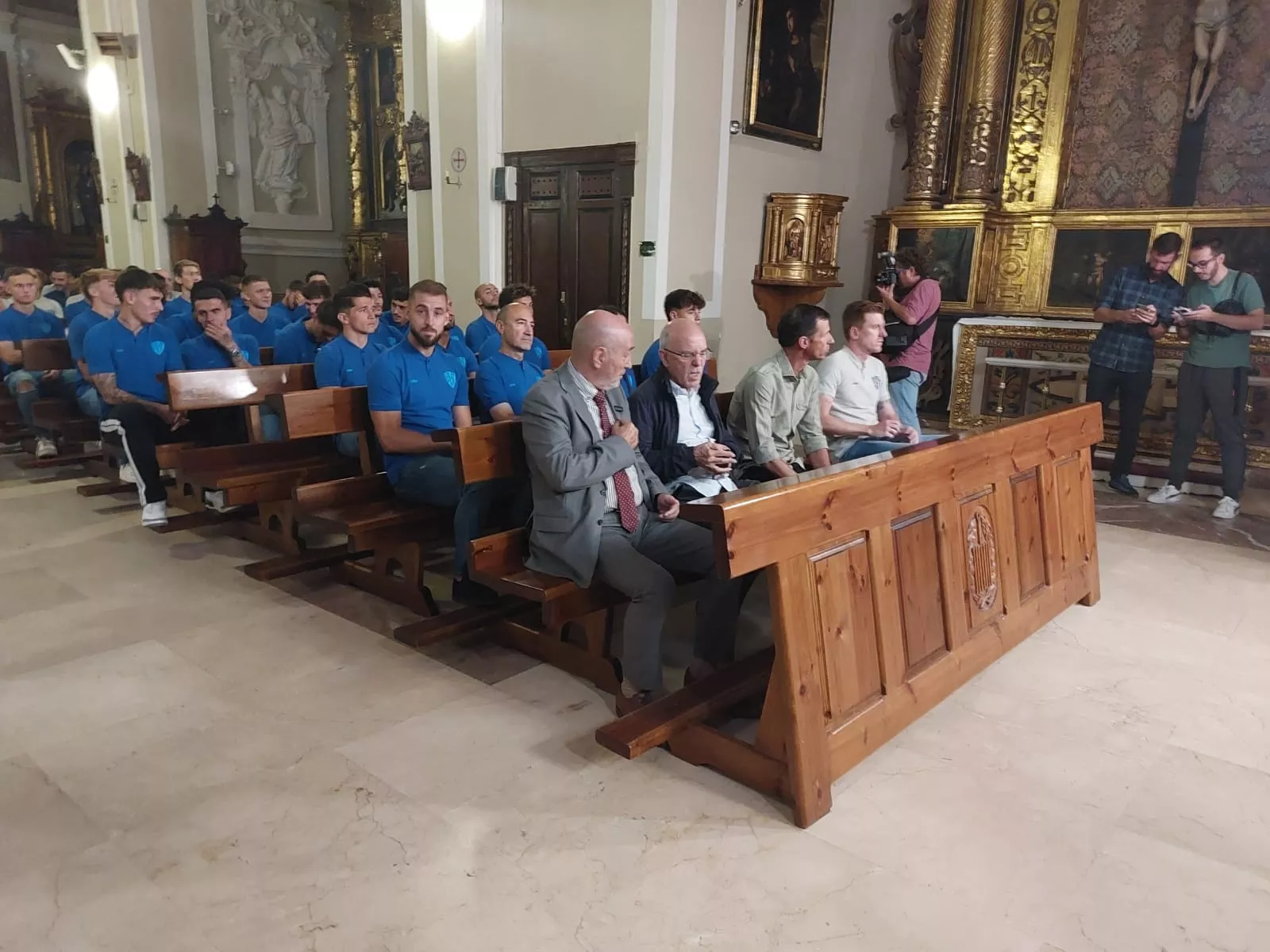Ofrenda de Flores del Huesca a San Lorenzo