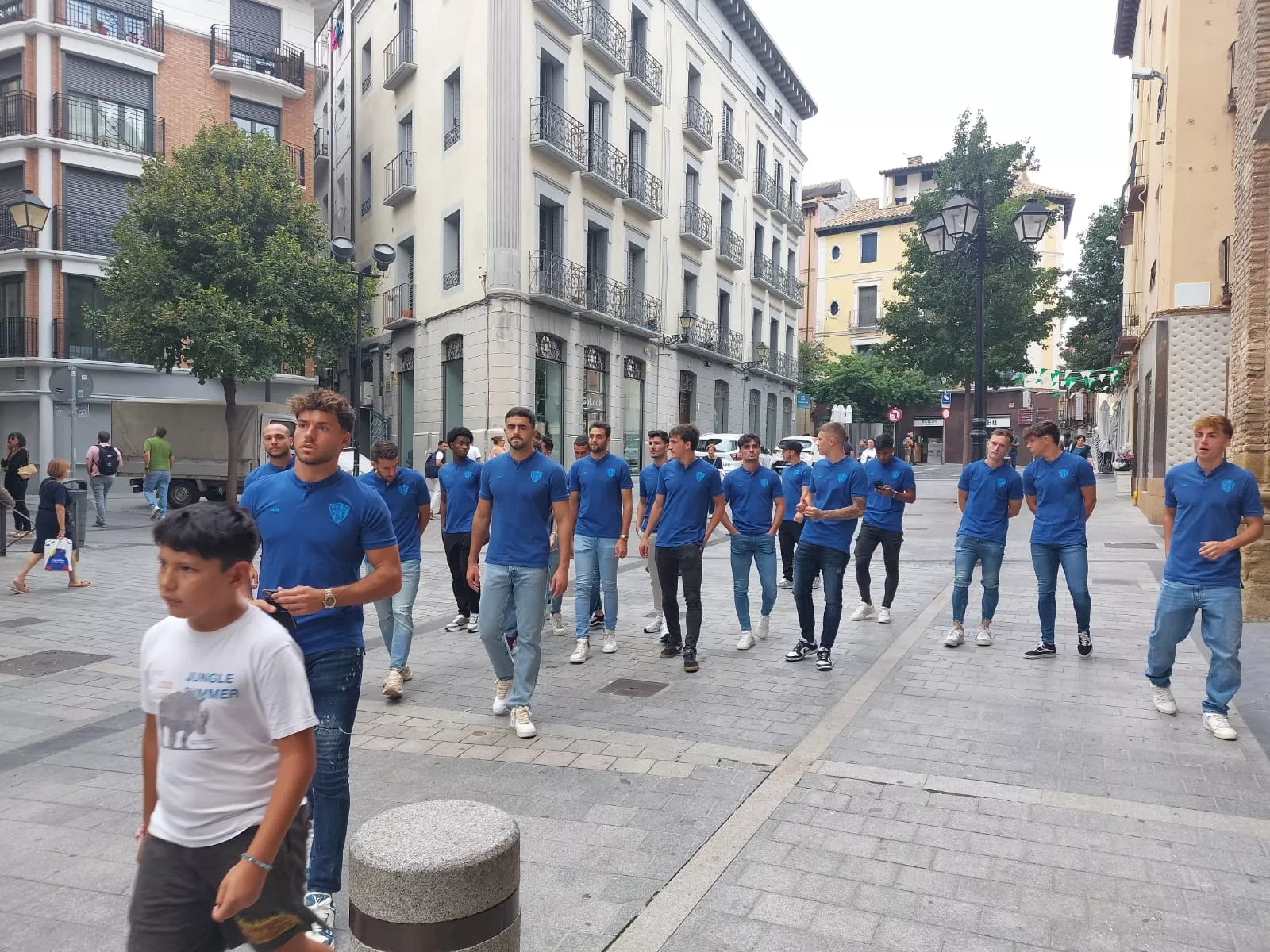 Ofrenda de Flores del Huesca a San Lorenzo
