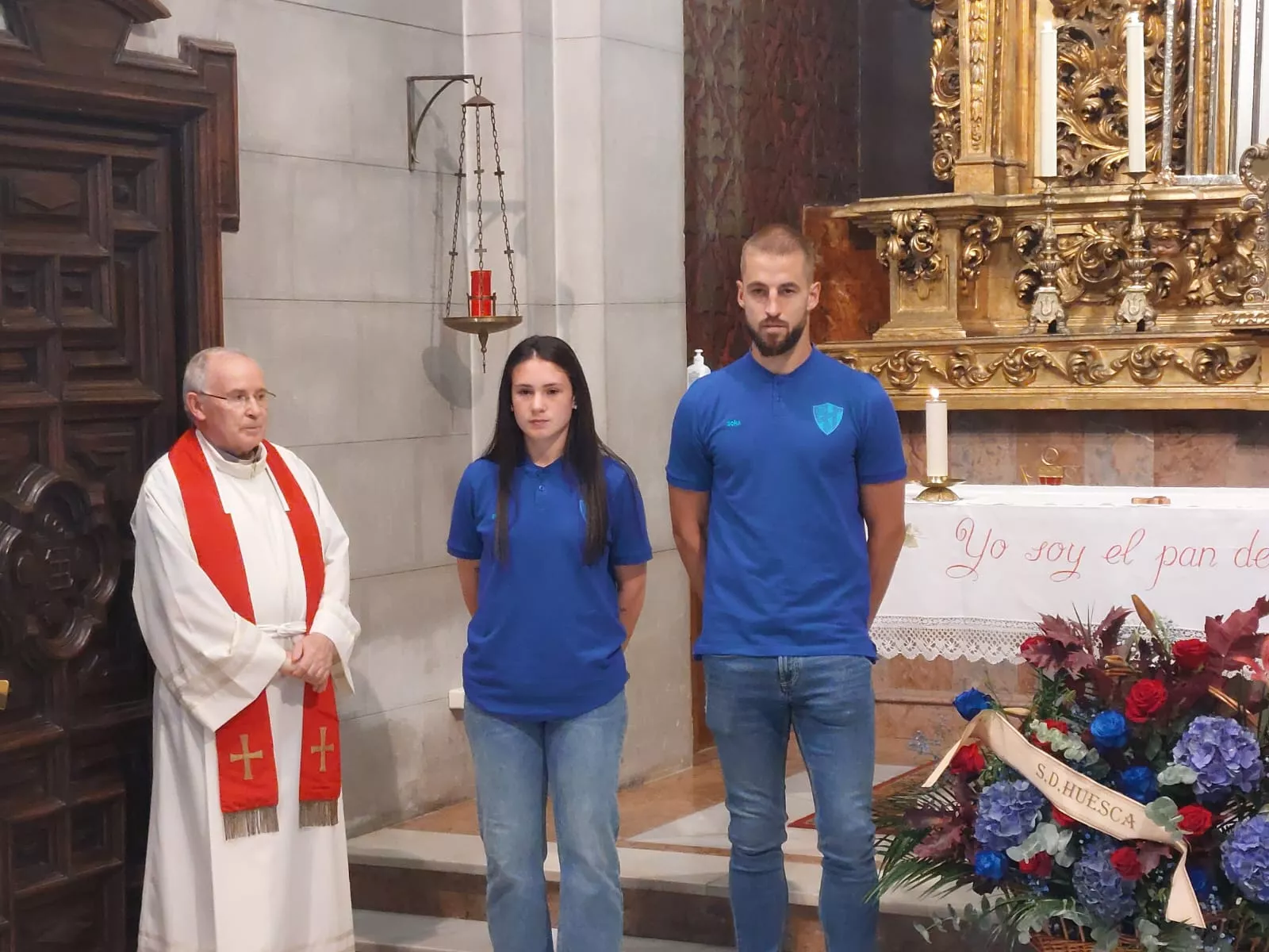 Ofrenda de Flores del Huesca a San Lorenzo