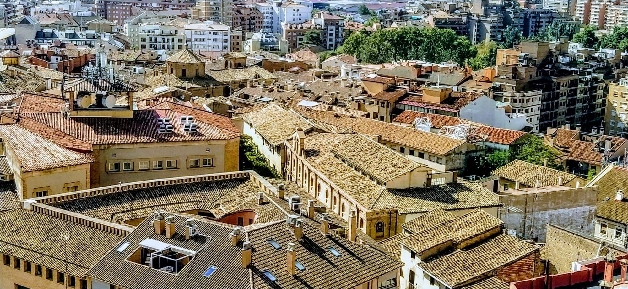 Vistas de Huesca desde su catedral. Foto Joaquín Santafé