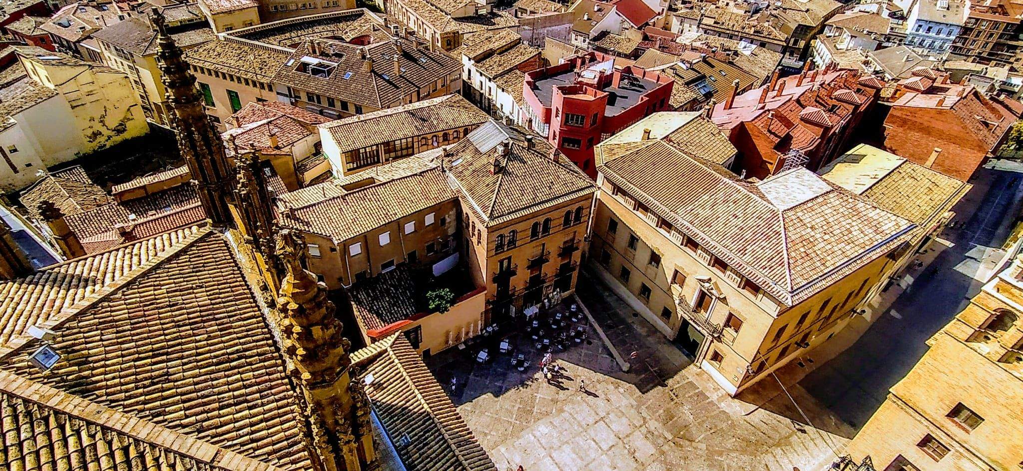 Vistas de Huesca desde su catedral. Foto Joaquín Santafé