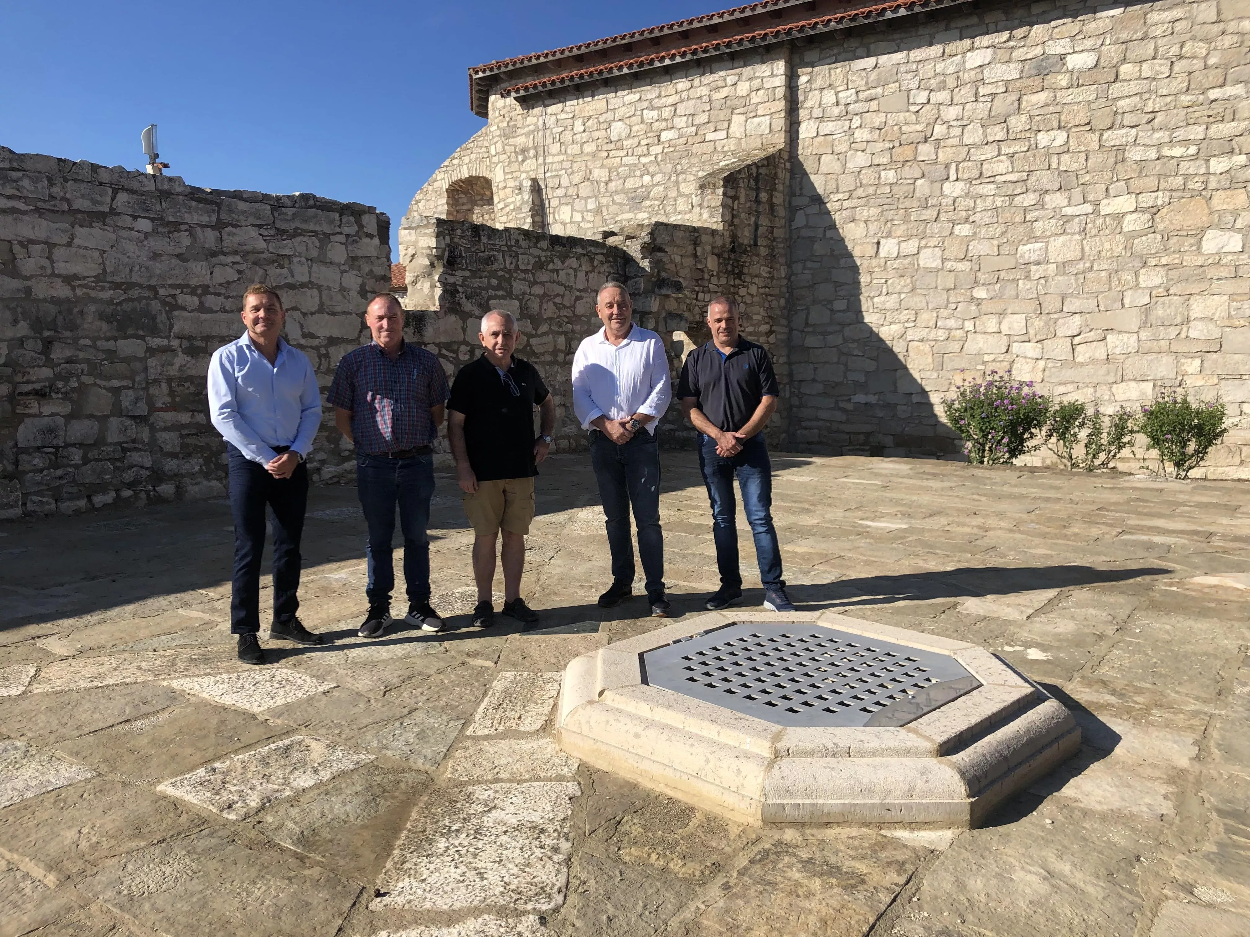 Acto de la entrega de la obra de San Salvador en Torrente de Cinca