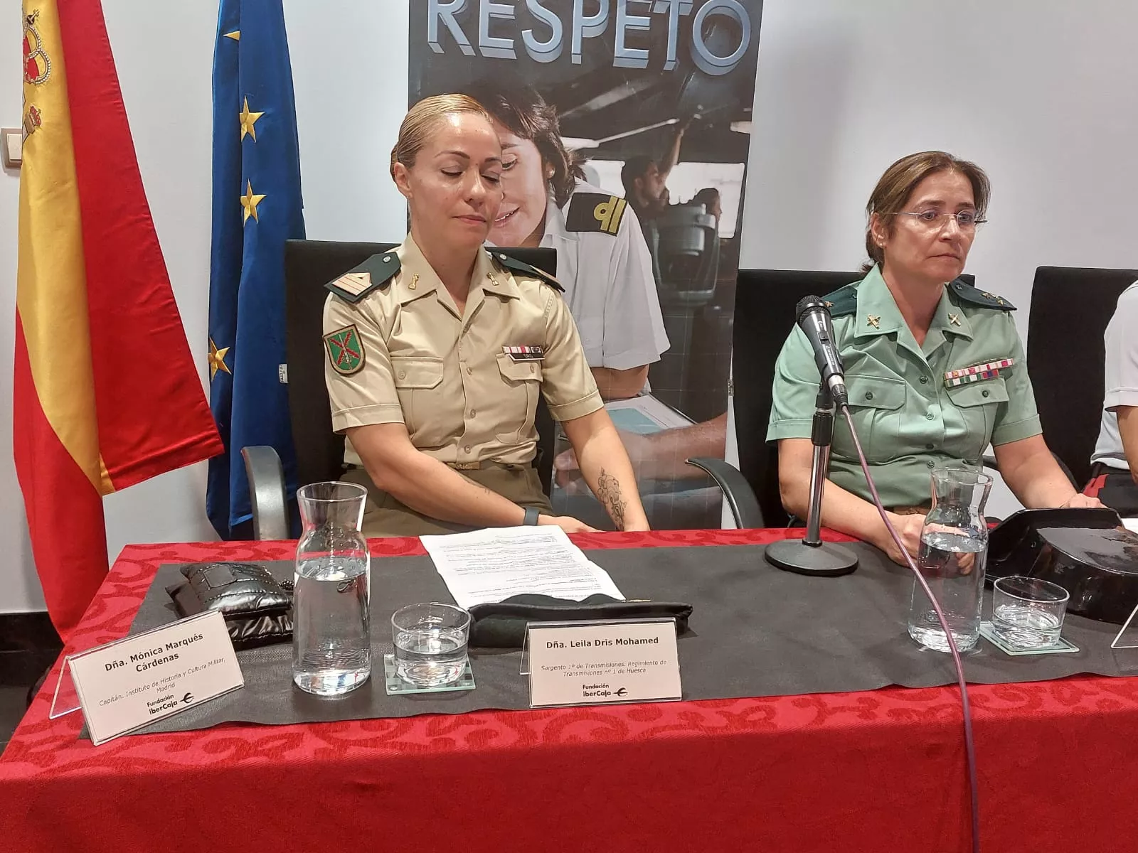 Imágenes de pioneras en la incorporación de la mujer a las Fuerzas ...