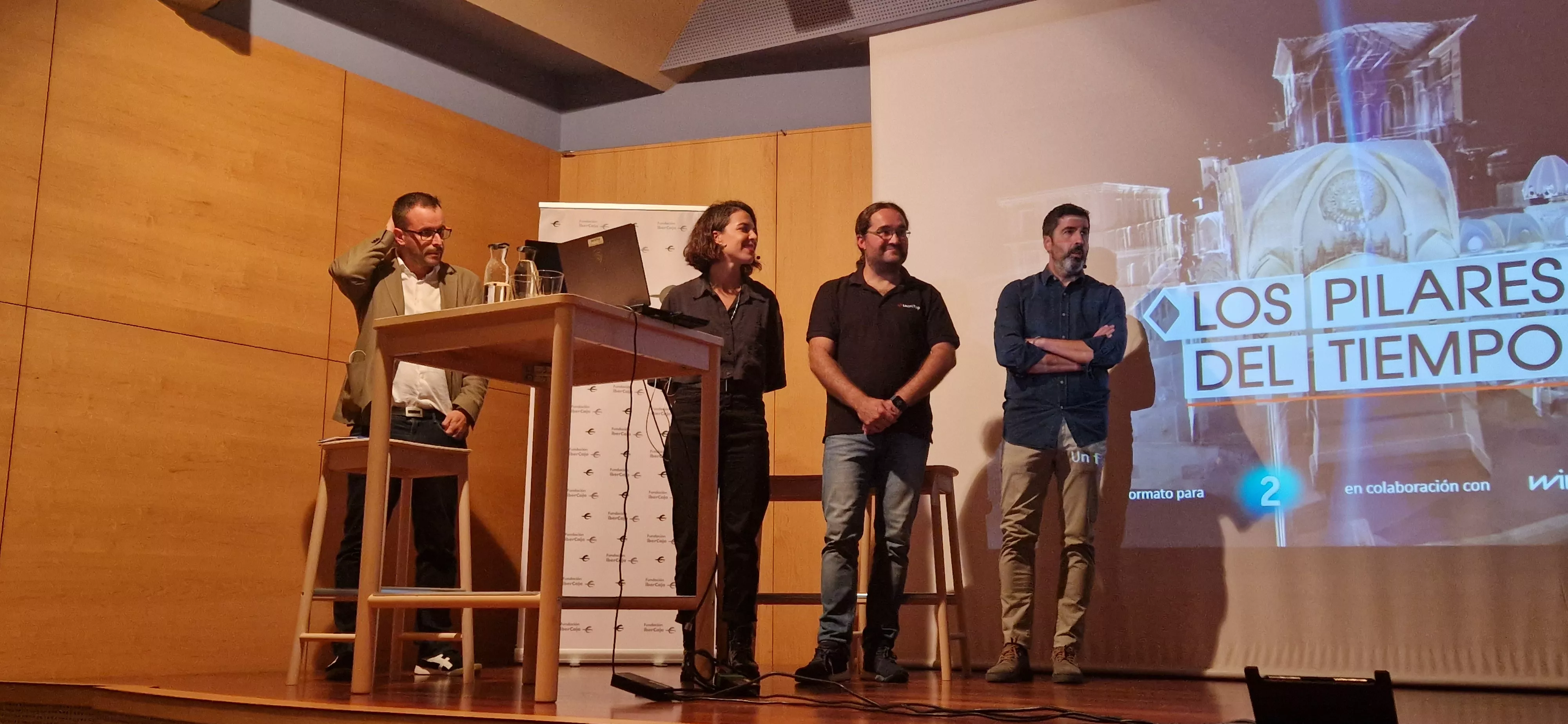 Charla sobre "Los Pilares del Tiempo". Foto Myriam Martínez