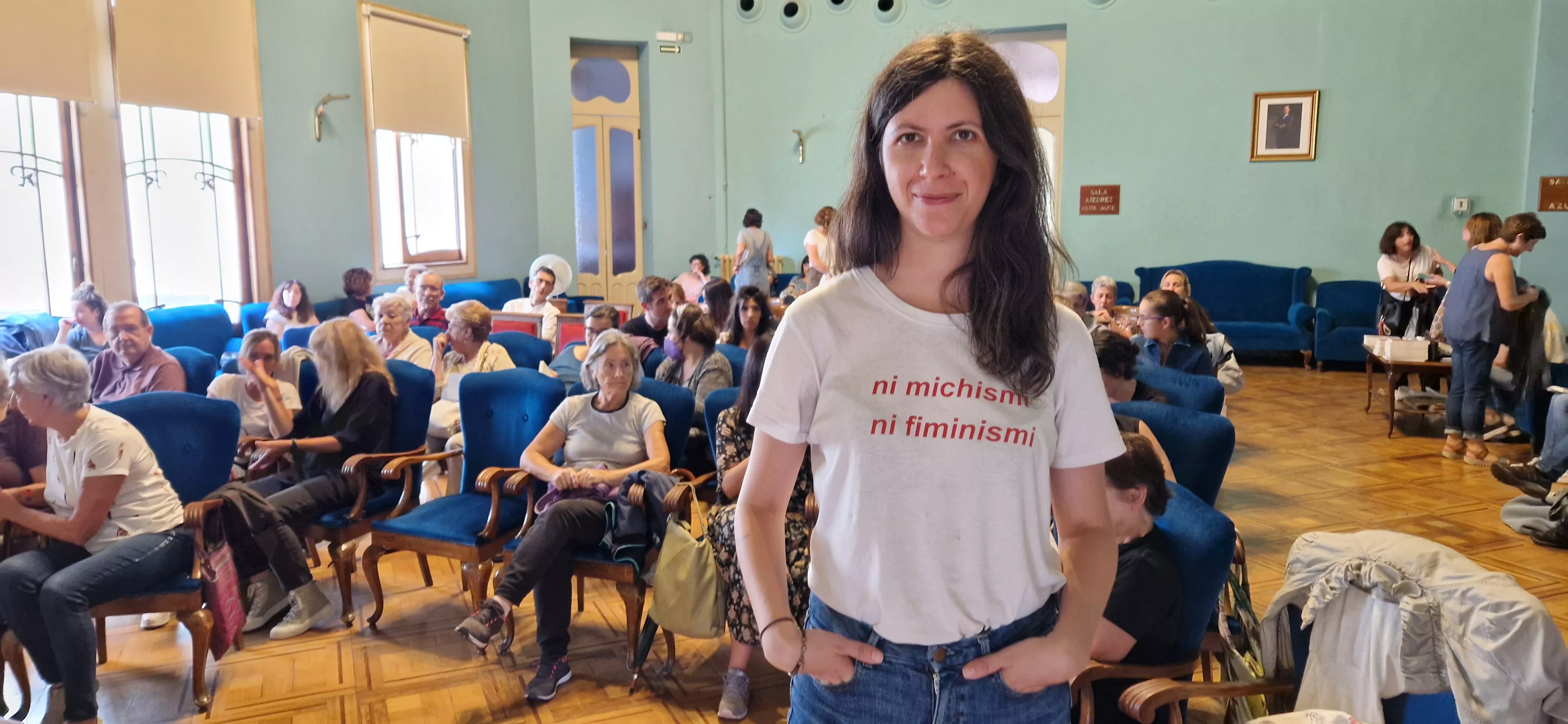 Ana Requena, autora del libro  Intensas: "Rubiales lo ha intentado y no le ha salido bien y eso es algo muy bueno"