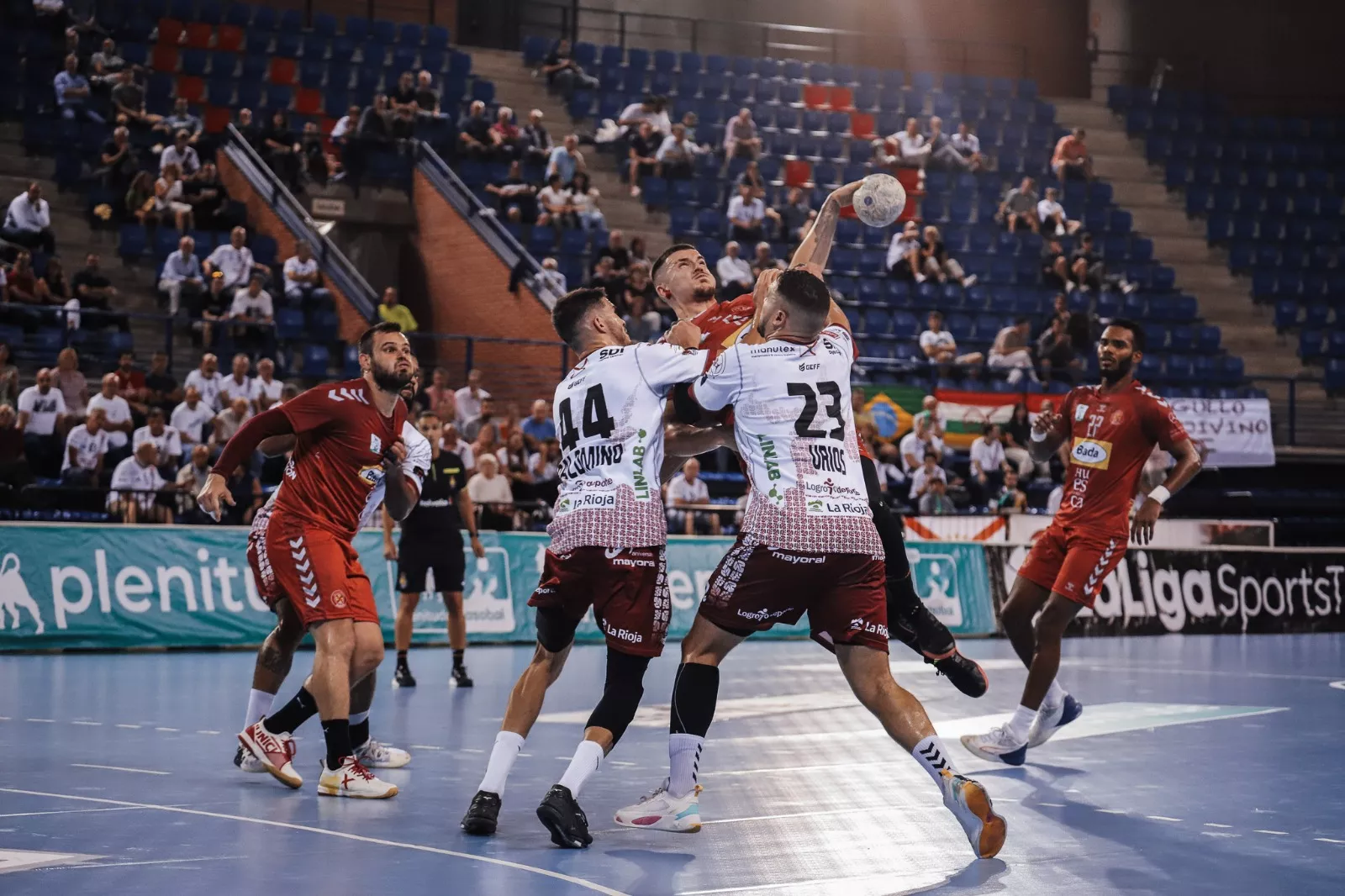 Foto de archivo de un partido entre Logroño y Bada Huesca.