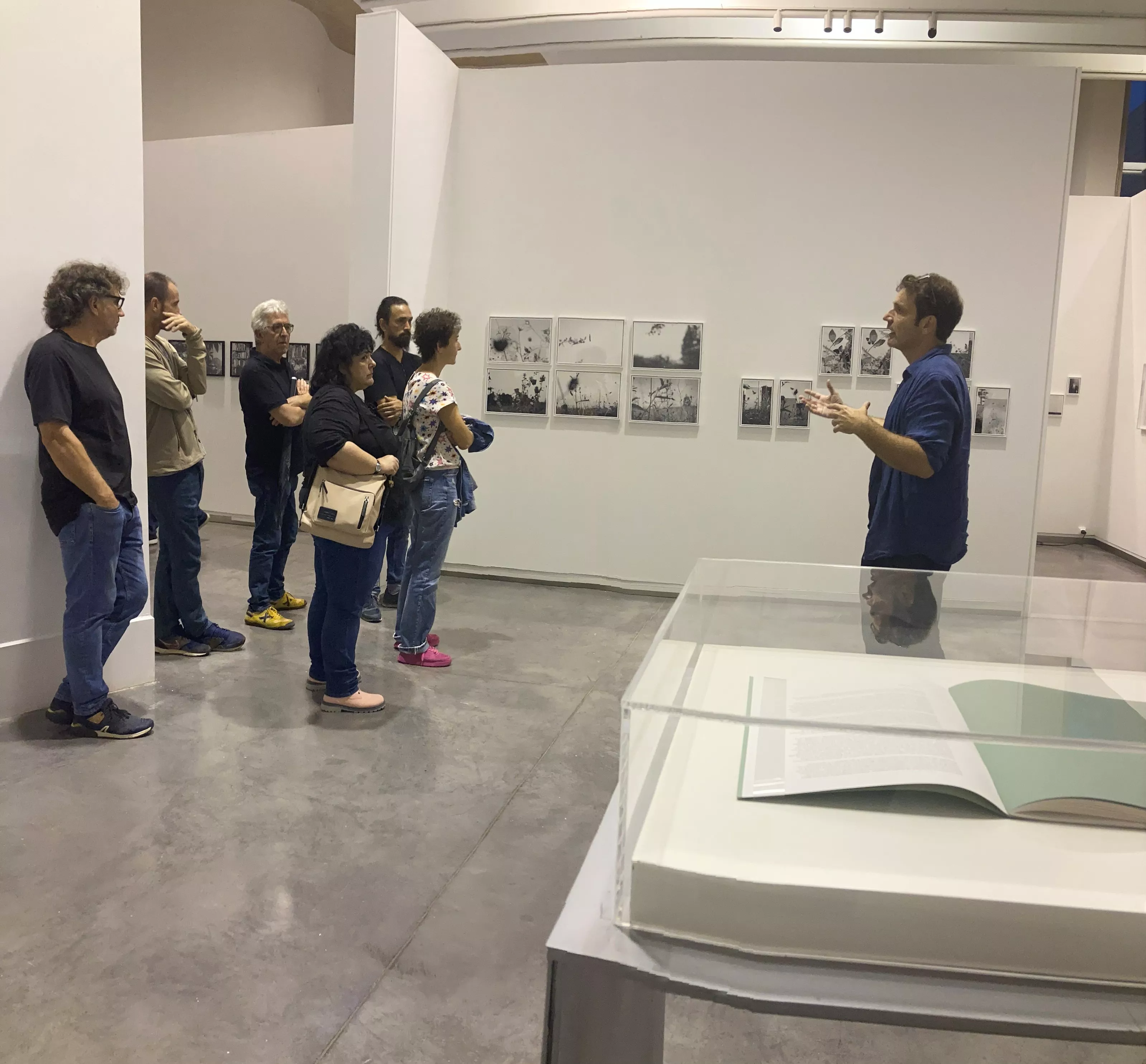 Juan Millás imparte un taller de fotografía en el CDAN:  "Es esencial trabajar con total libertad, sin prejuicios ni temores"