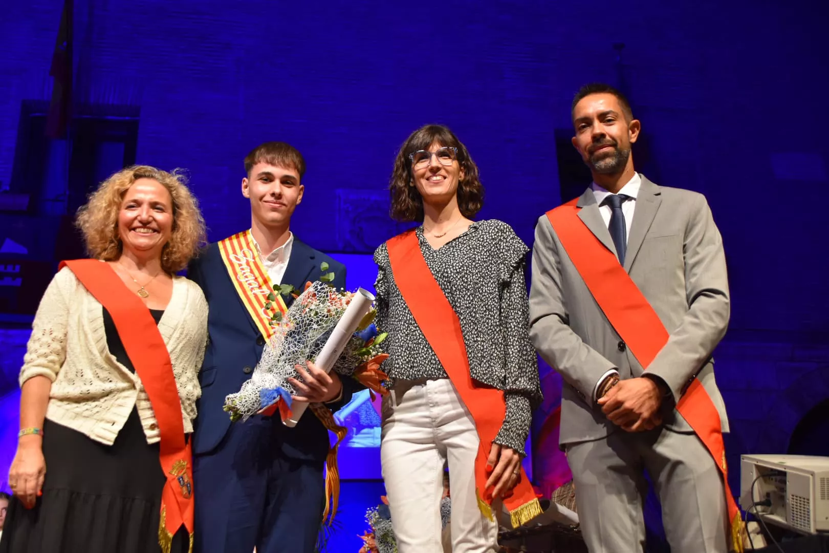 Lectura del pregón de las fiestas de Monzón y presentación de Zagalas, Zagales, Zagaletas y Zagaletes 