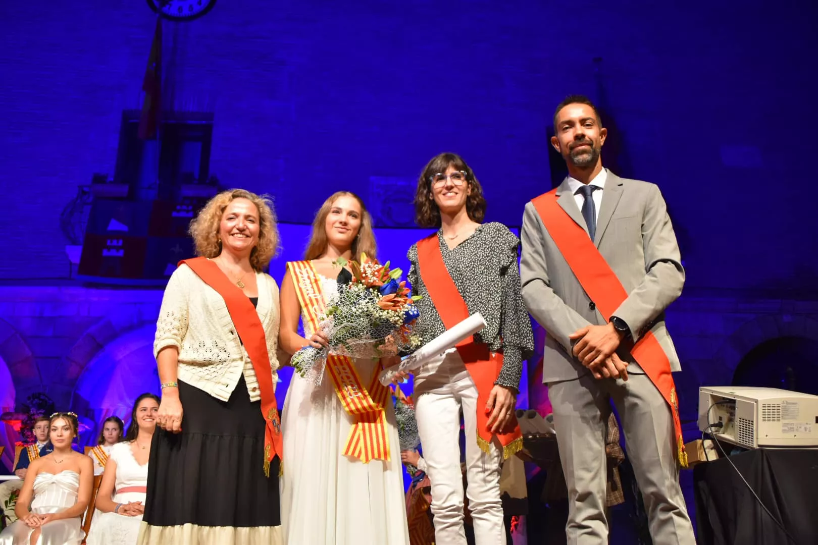 Lectura del pregón de las fiestas de Monzón y presentación de Zagalas, Zagales, Zagaletas y Zagaletes 