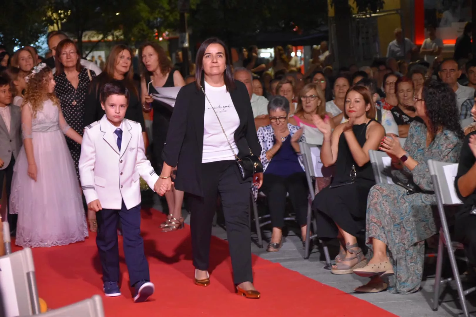 Lectura del pregón de las fiestas de Monzón y presentación de Zagalas, Zagales, Zagaletas y Zagaletes 