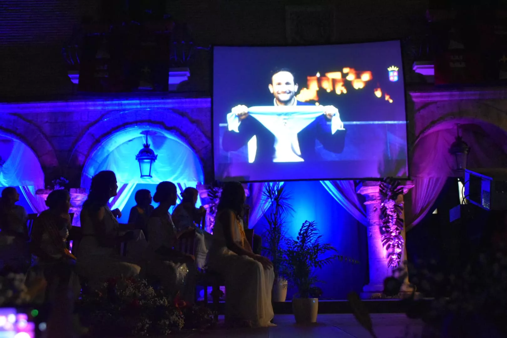 Lectura del pregón de las fiestas de Monzón y presentación de Zagalas, Zagales, Zagaletas y Zagaletes 