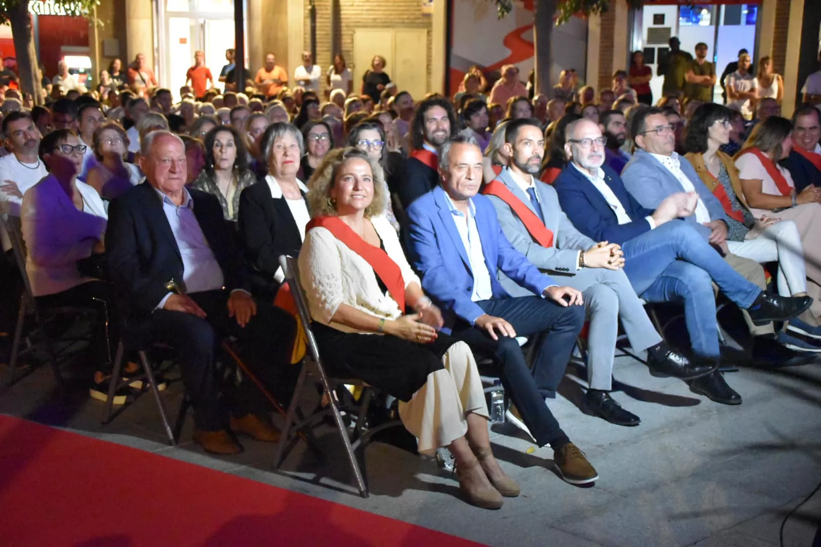 Lectura del pregón de las fiestas de Monzón y presentación de Zagalas, Zagales, Zagaletas y Zagaletes 