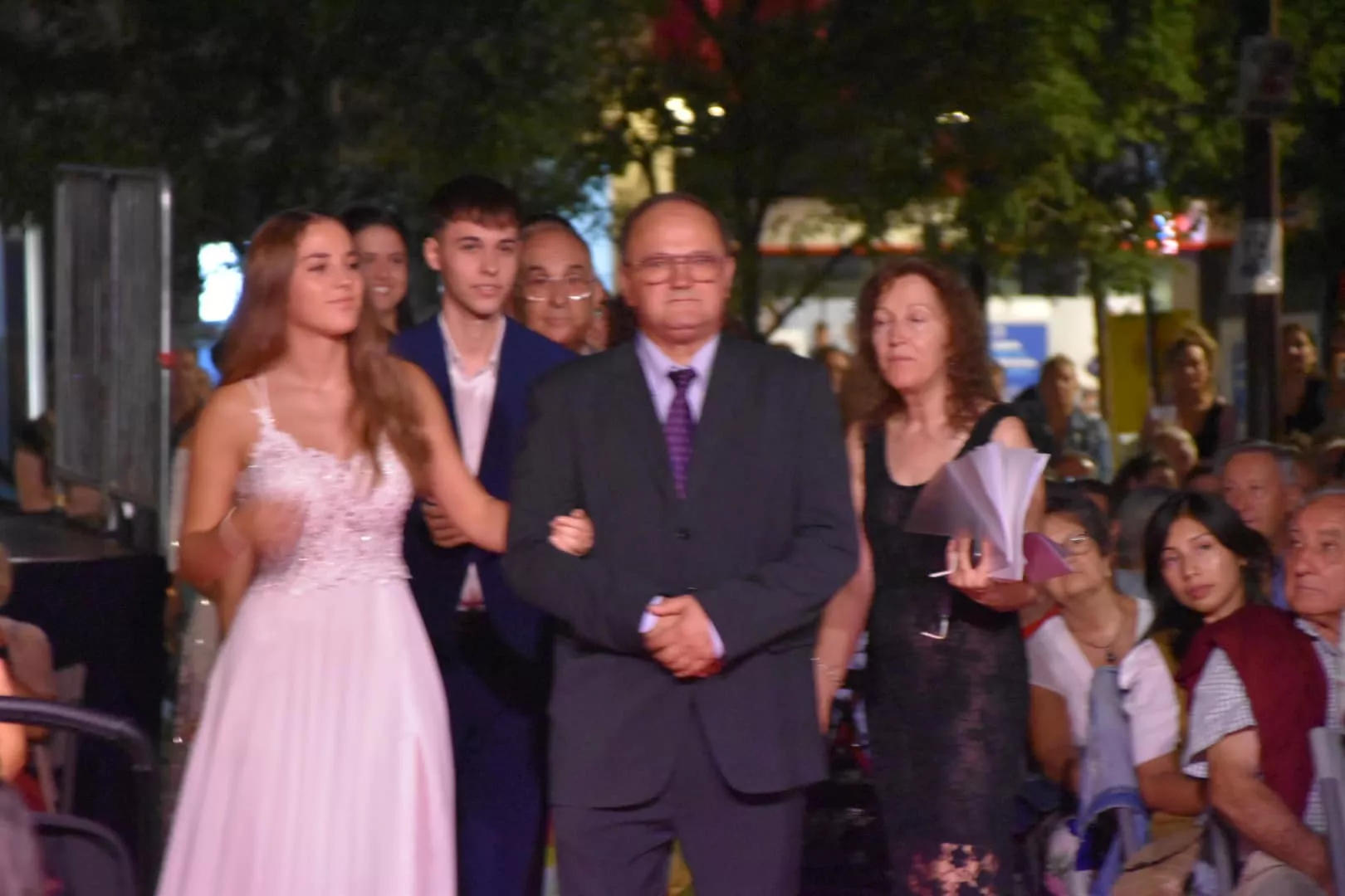 Lectura del pregón de las fiestas de Monzón y presentación de Zagalas, Zagales, Zagaletas y Zagaletes 