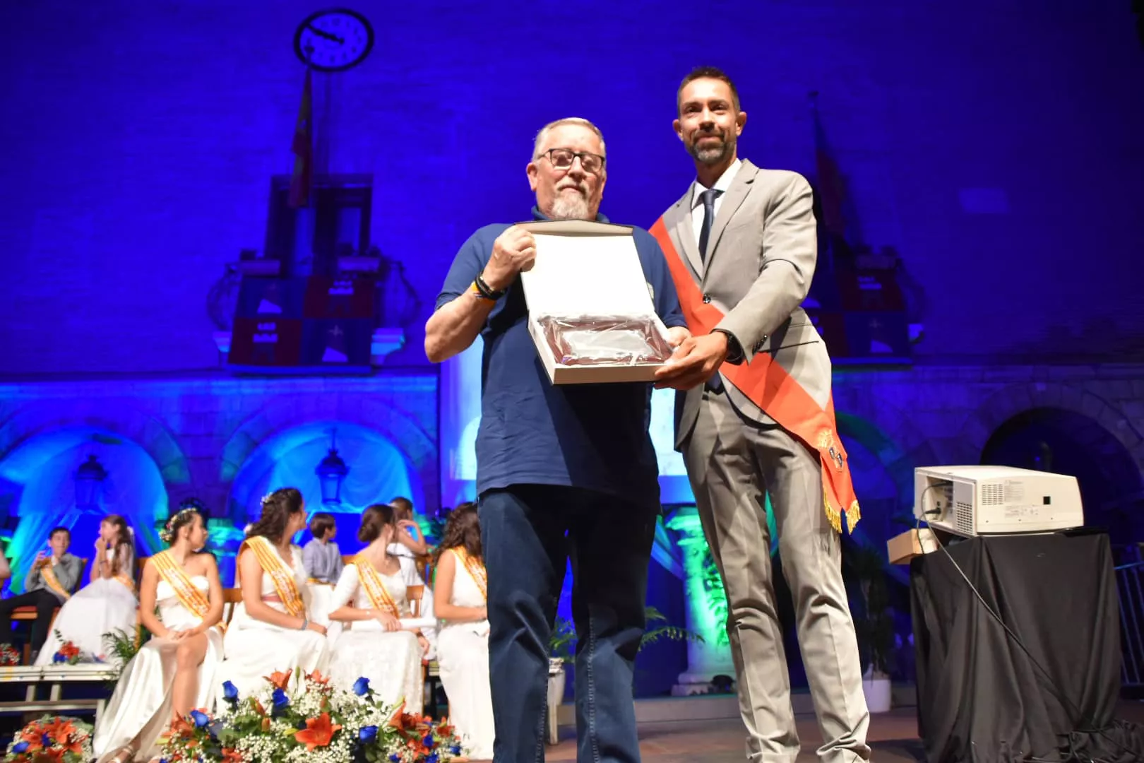 Lectura del pregón de las fiestas de Monzón y presentación de Zagalas, Zagales, Zagaletas y Zagaletes 