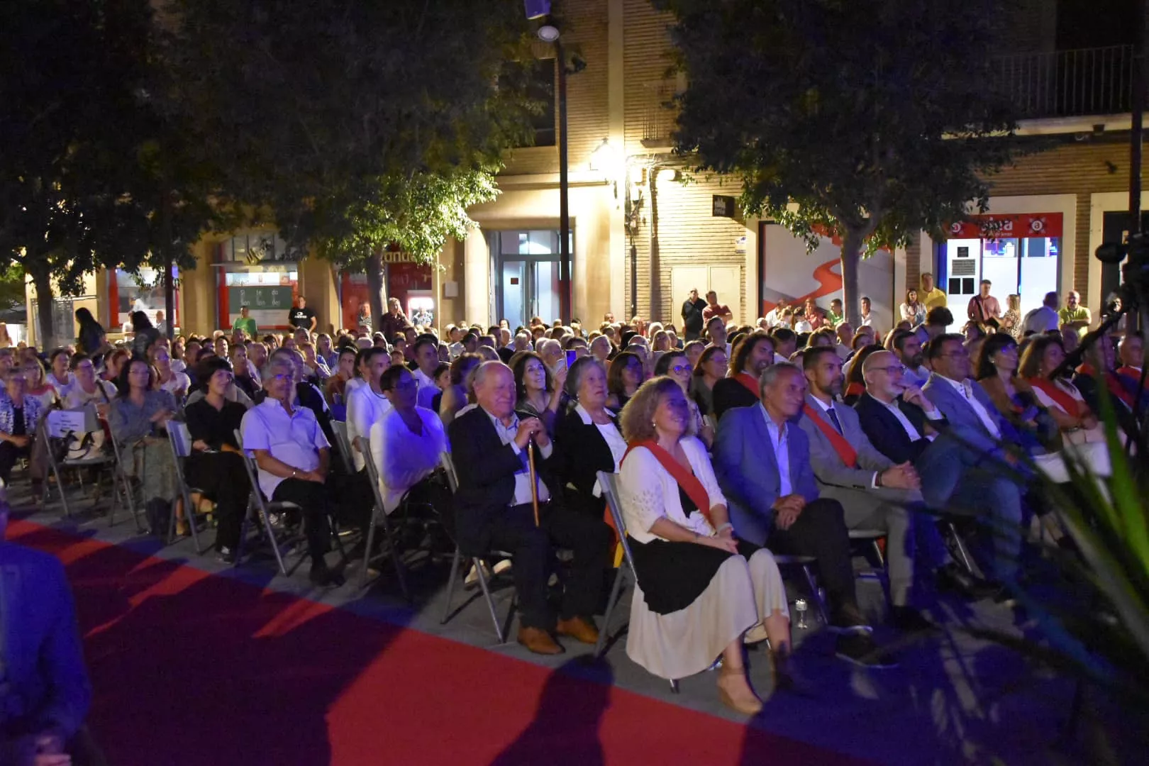 Lectura del pregón de las fiestas de Monzón y presentación de Zagalas, Zagales, Zagaletas y Zagaletes 