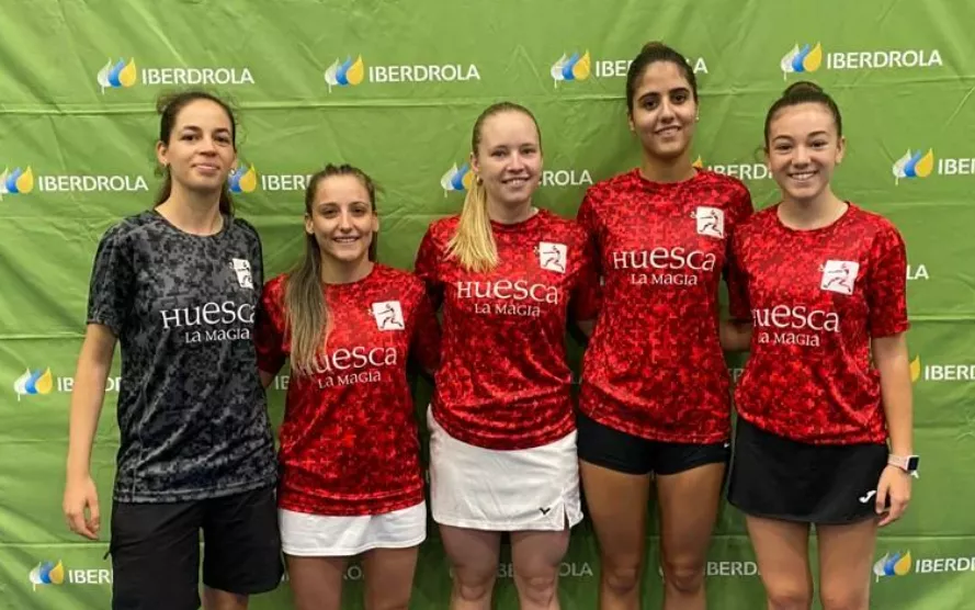 Judith Botaya, Cristina Roig, Inés Miguélez y Andrea Mingarro, acompañadas por Aitana Díez en Toledo.