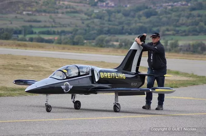 Ochenta pilotos y más de 100 aeromodelos jet en el Barcelona-Osca de Igriés