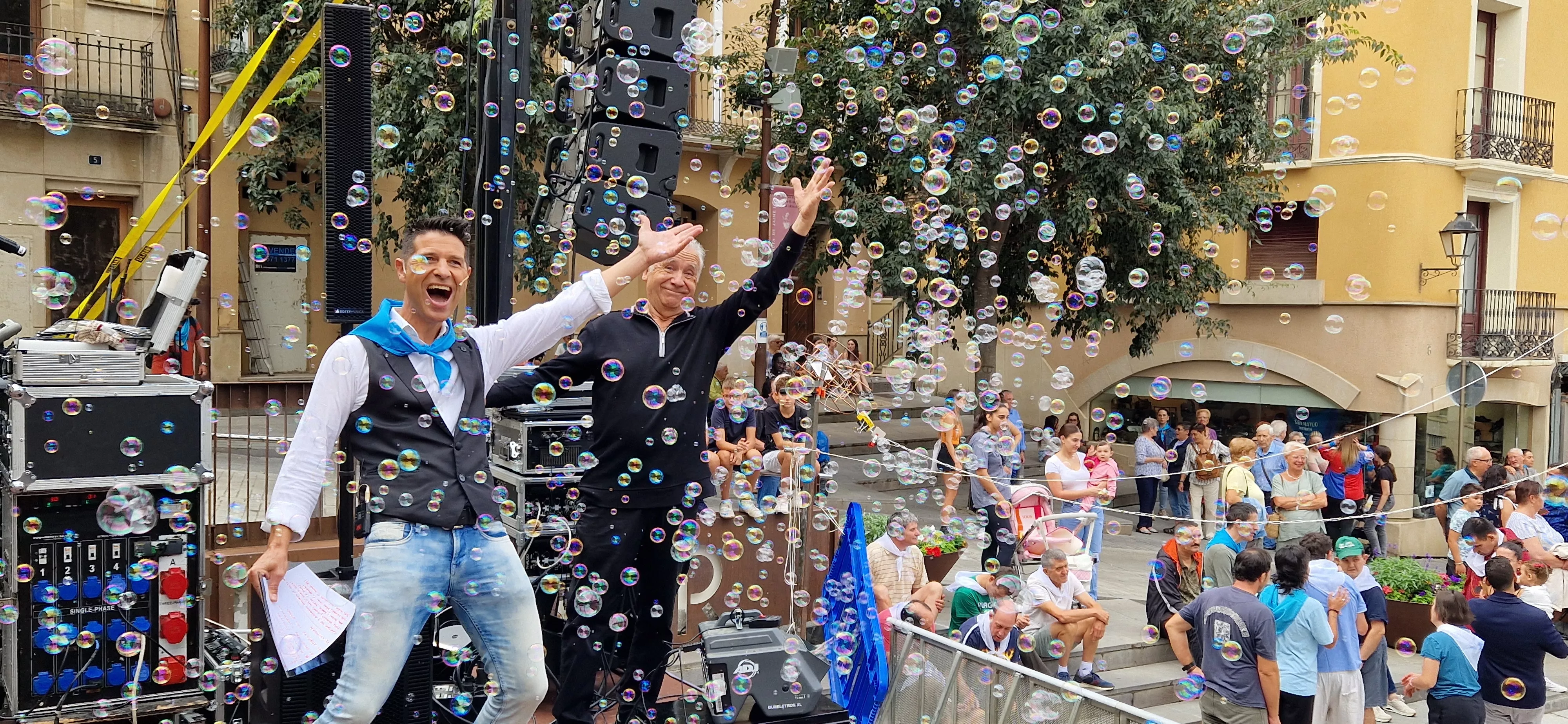 Comienzan las fiestas de Monzón 2023 con Civi Civiac. Foto Myriam Martínez 