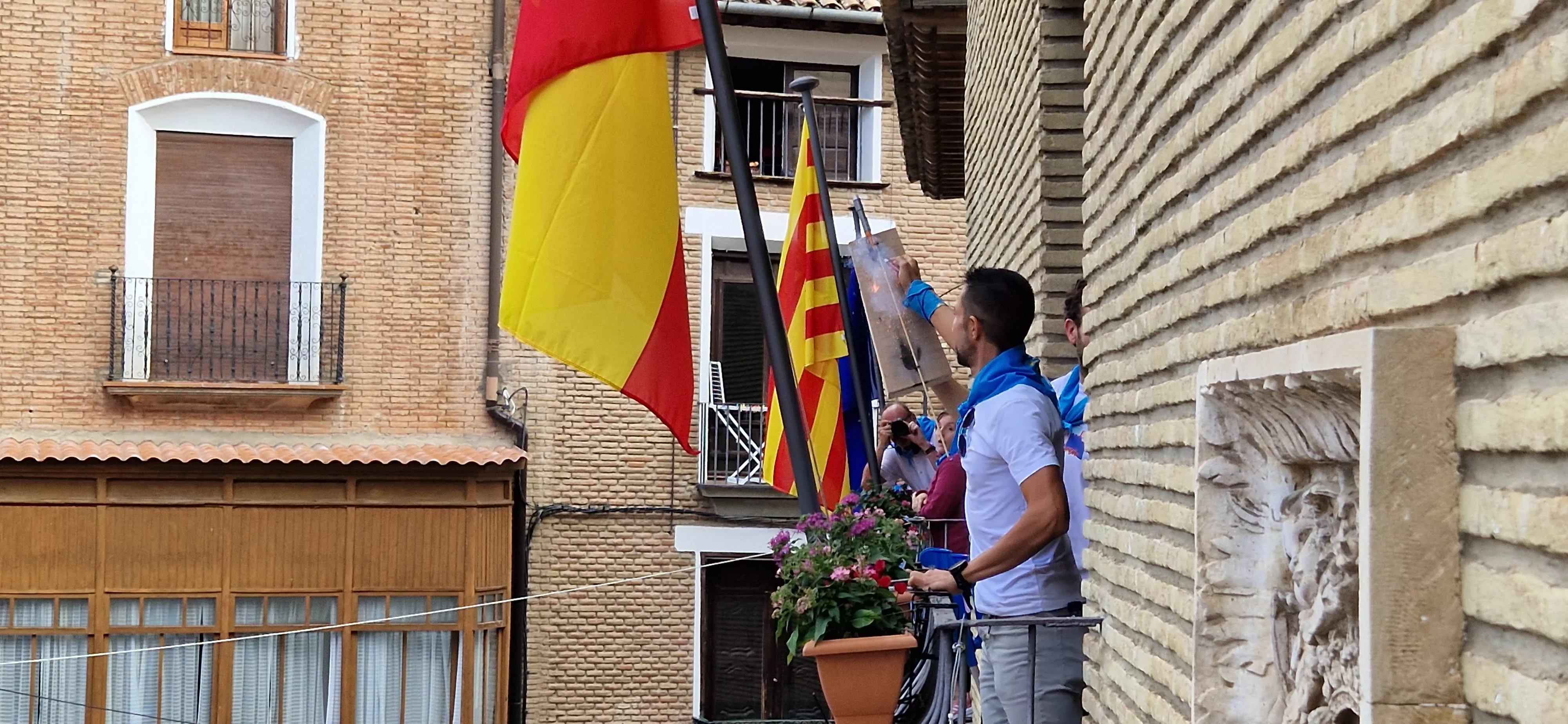 Comienzan las fiestas de Monzón 2023. Foto Myriam Martínez 