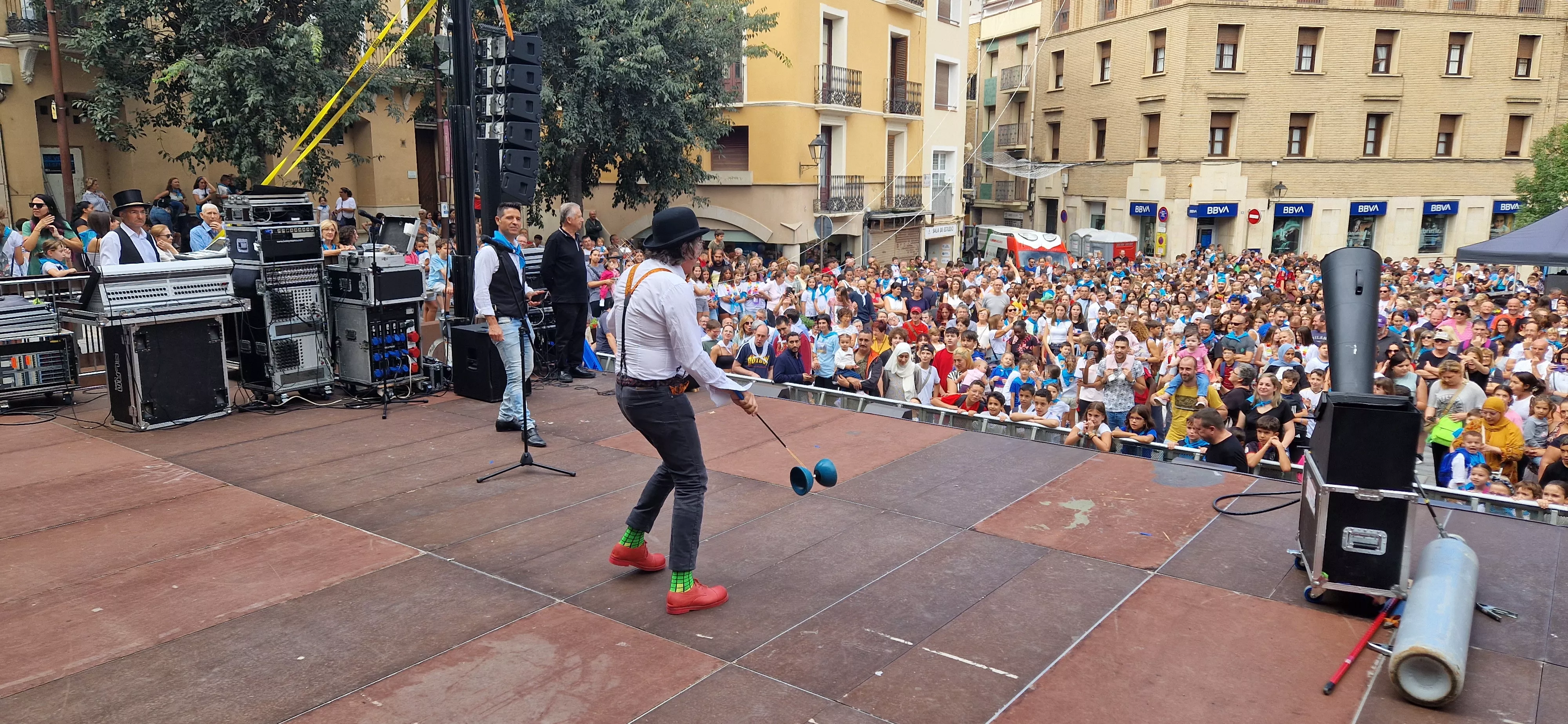 Comienzan las fiestas de Monzón 2023. Foto Myriam Martínez 