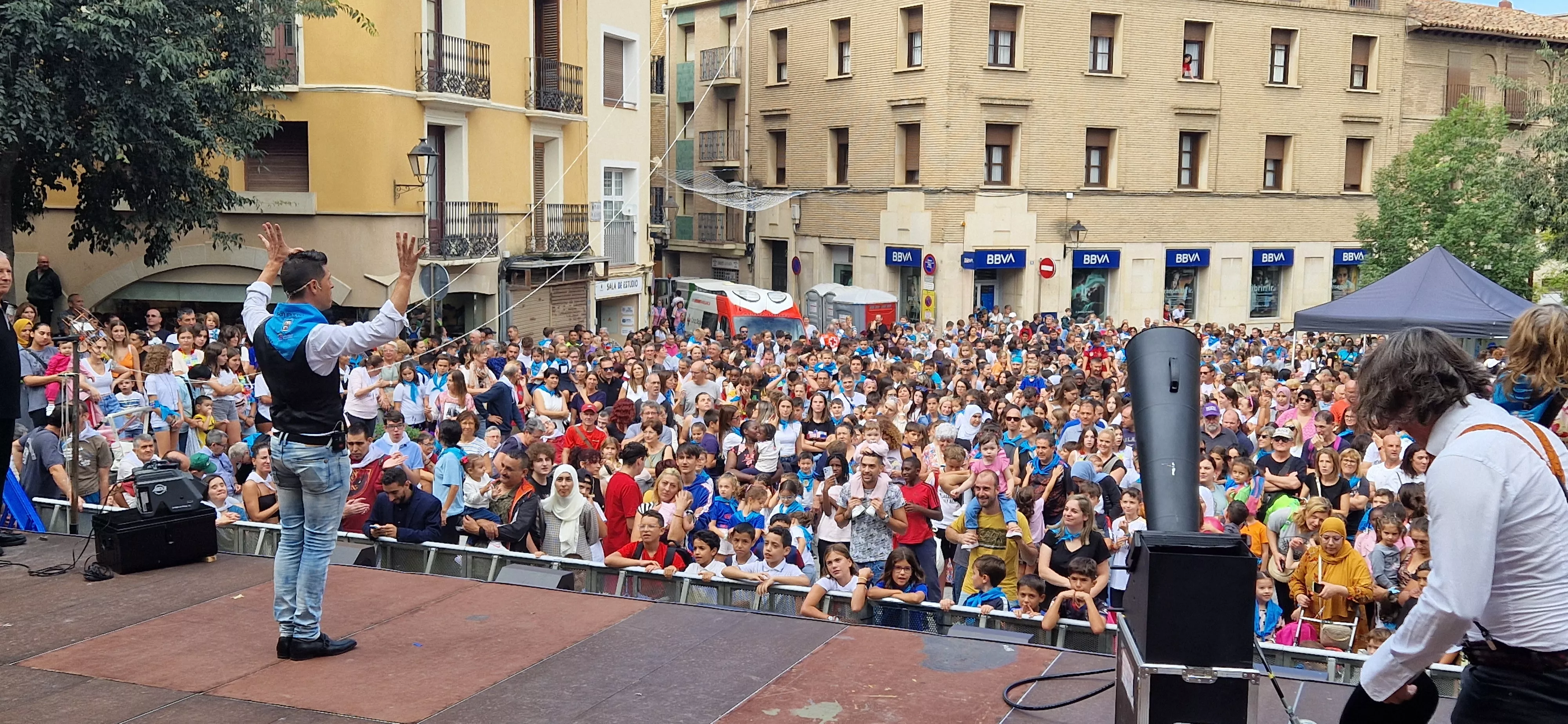Comienzan las fiestas de Monzón 2023. Foto Myriam Martínez 