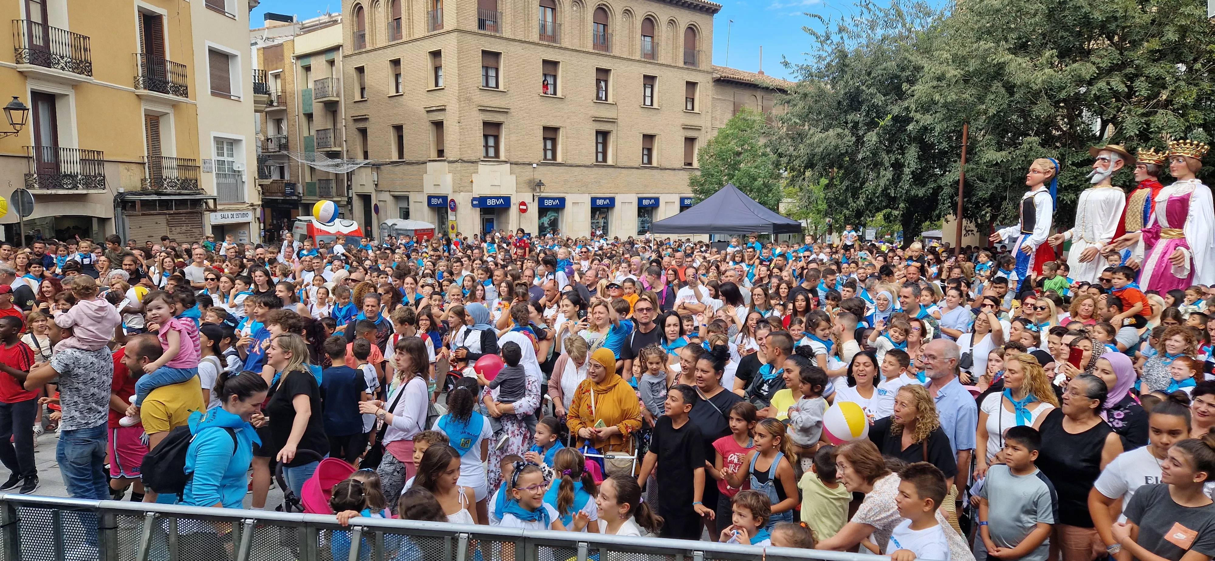 Comienzan las fiestas de Monzón 2023. Foto Myriam Martínez 