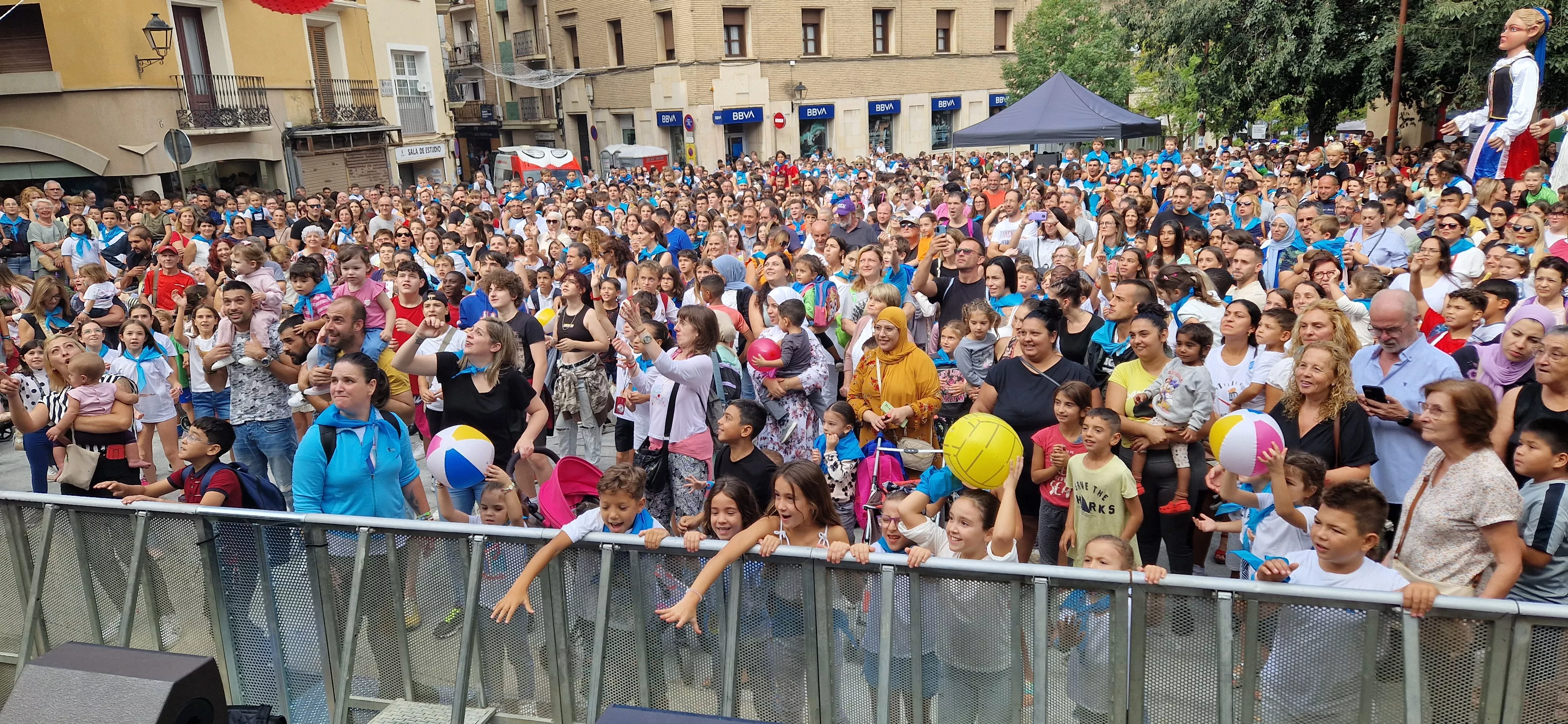 Comienzan las fiestas de Monzón 2023. Foto Myriam Martínez 