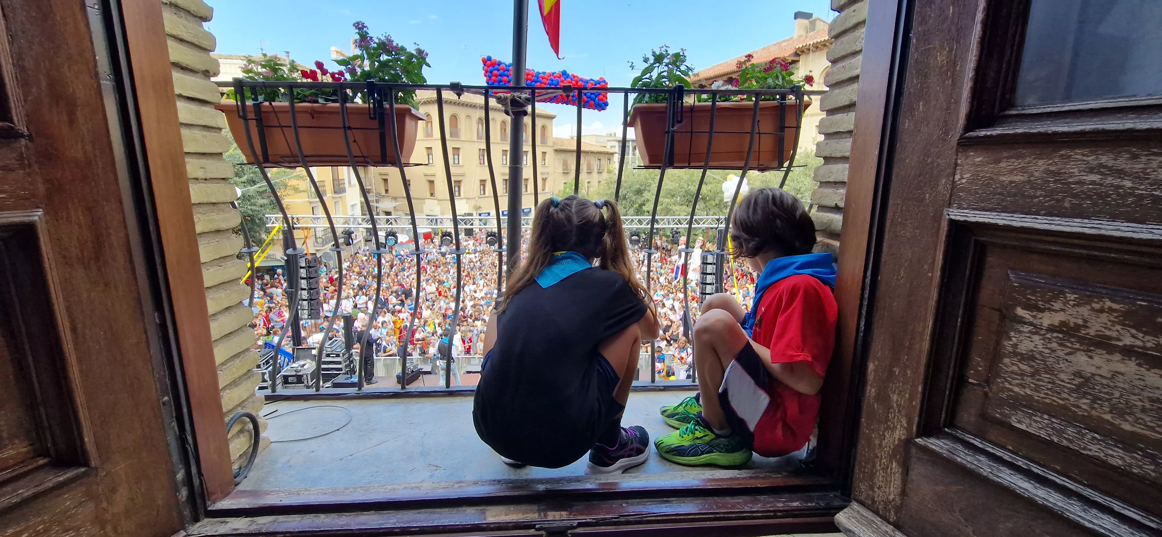 Comienzan las fiestas de Monzón 2023. Foto Myriam Martínez 