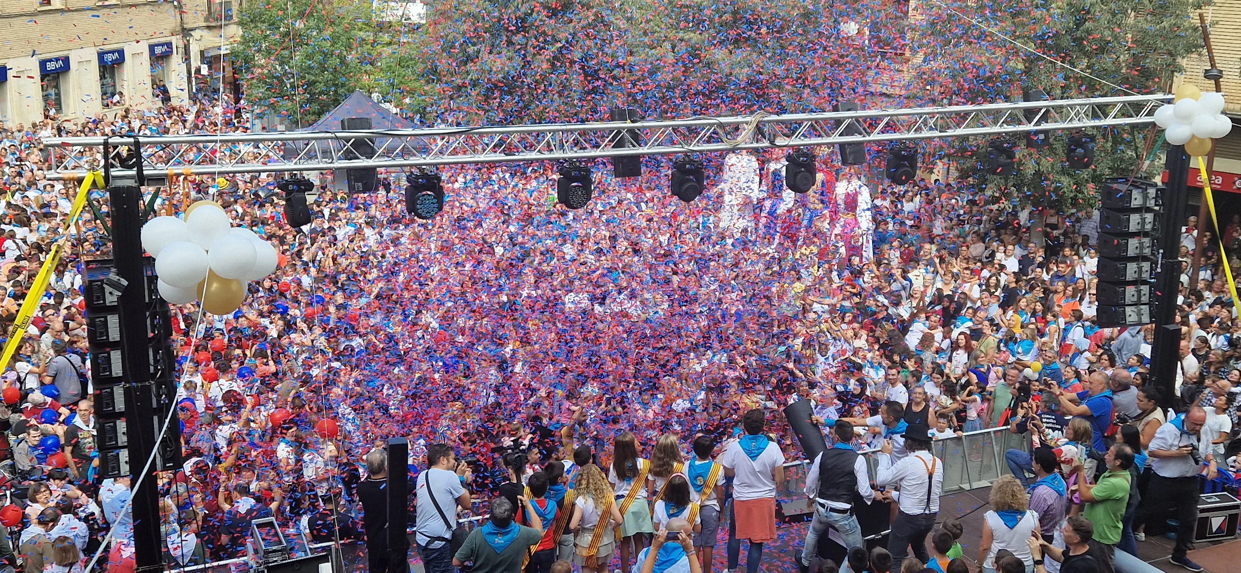 Comienzan las fiestas de Monzón 2023. Foto Myriam Martínez
