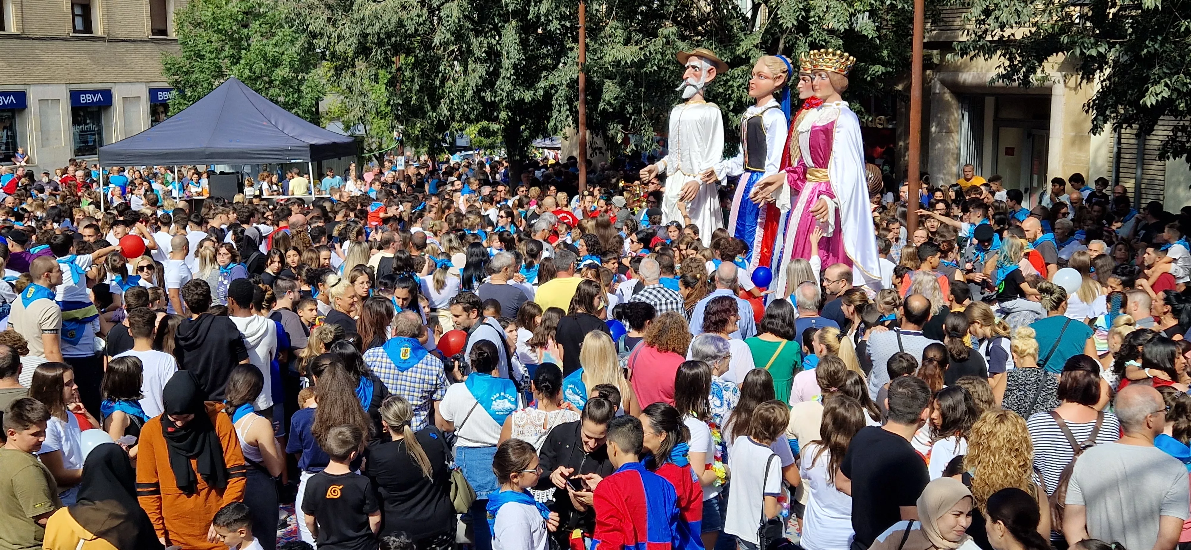 Comienzan las fiestas de Monzón 2023. Foto Myriam Martínez 