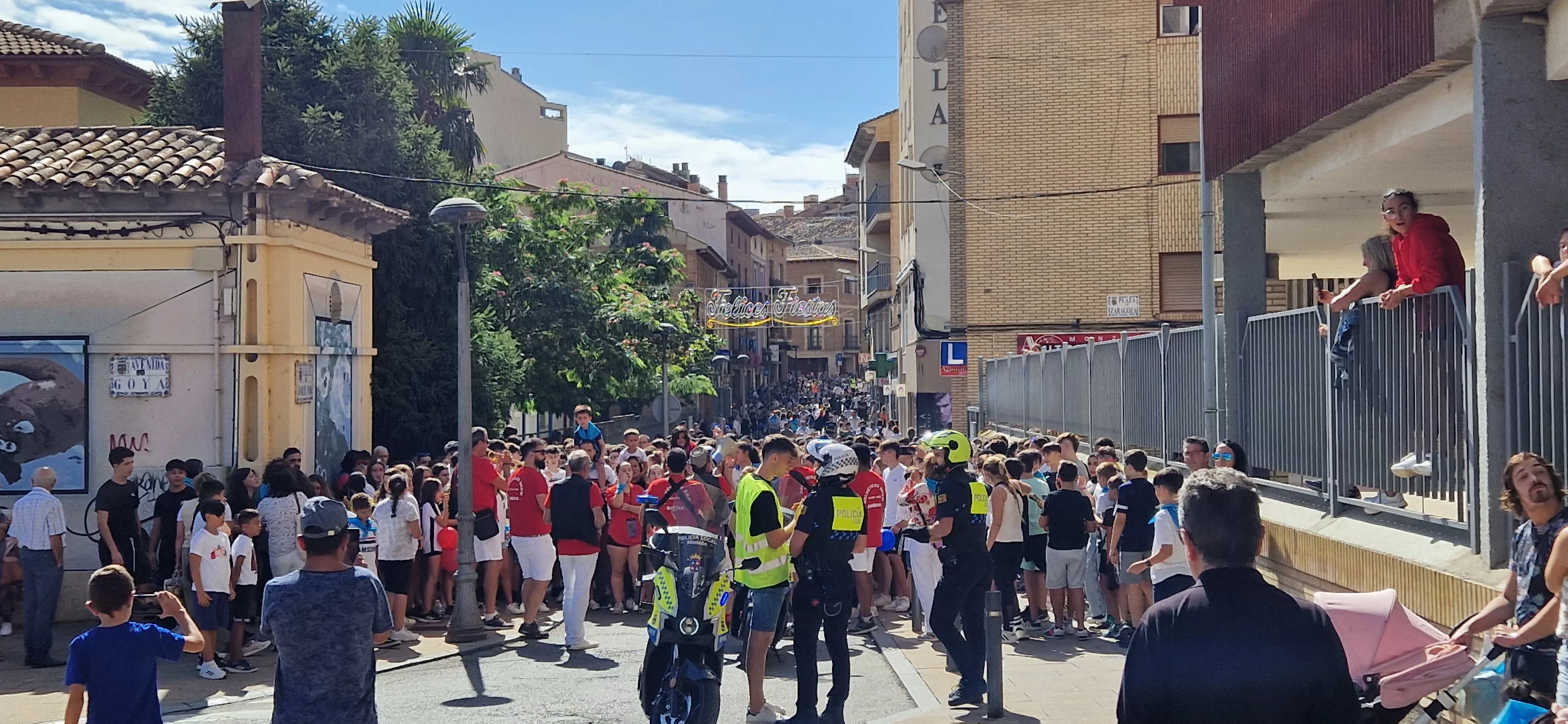 Comienzan las fiestas de Monzón 2023. Foto Myriam Martínez 