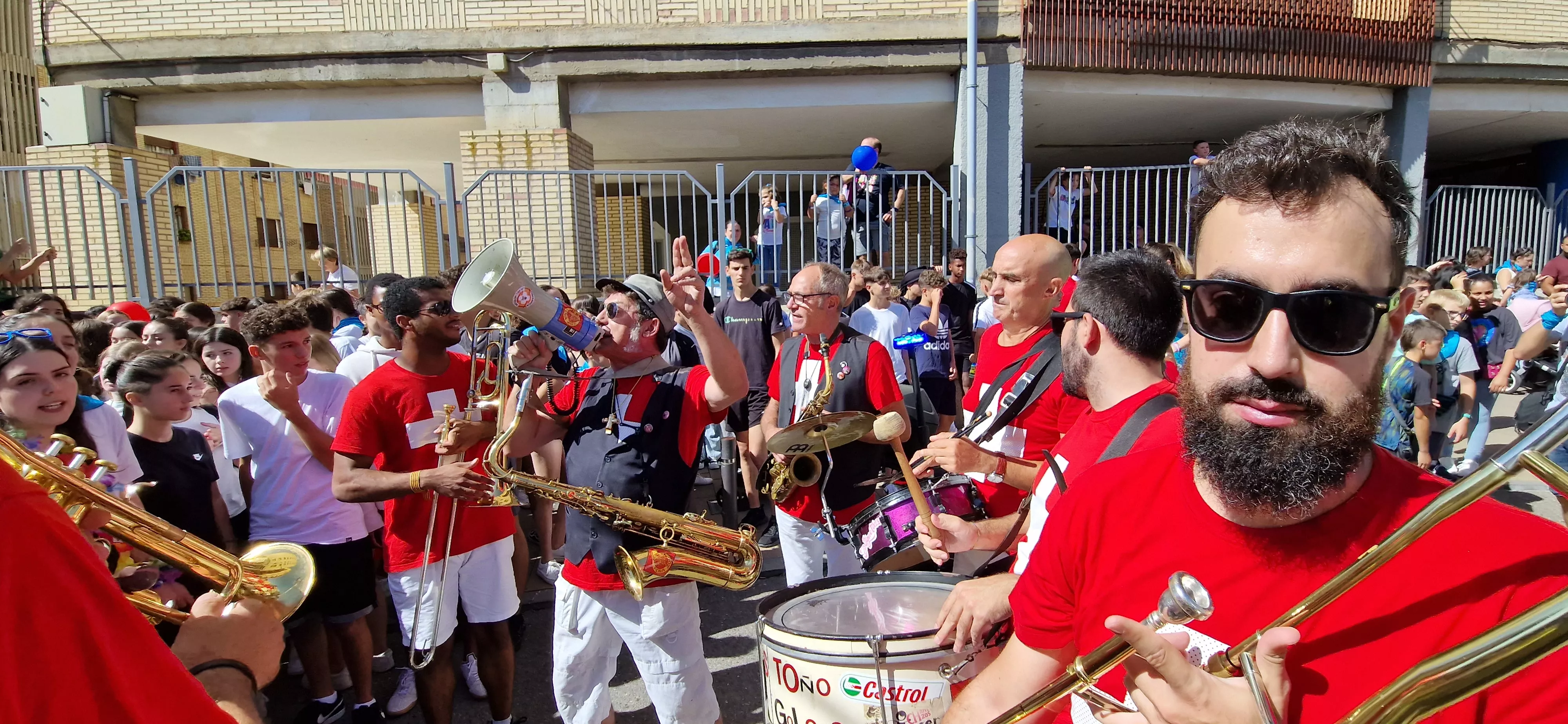 Comienzan las fiestas de Monzón 2023. Foto Myriam Martínez 