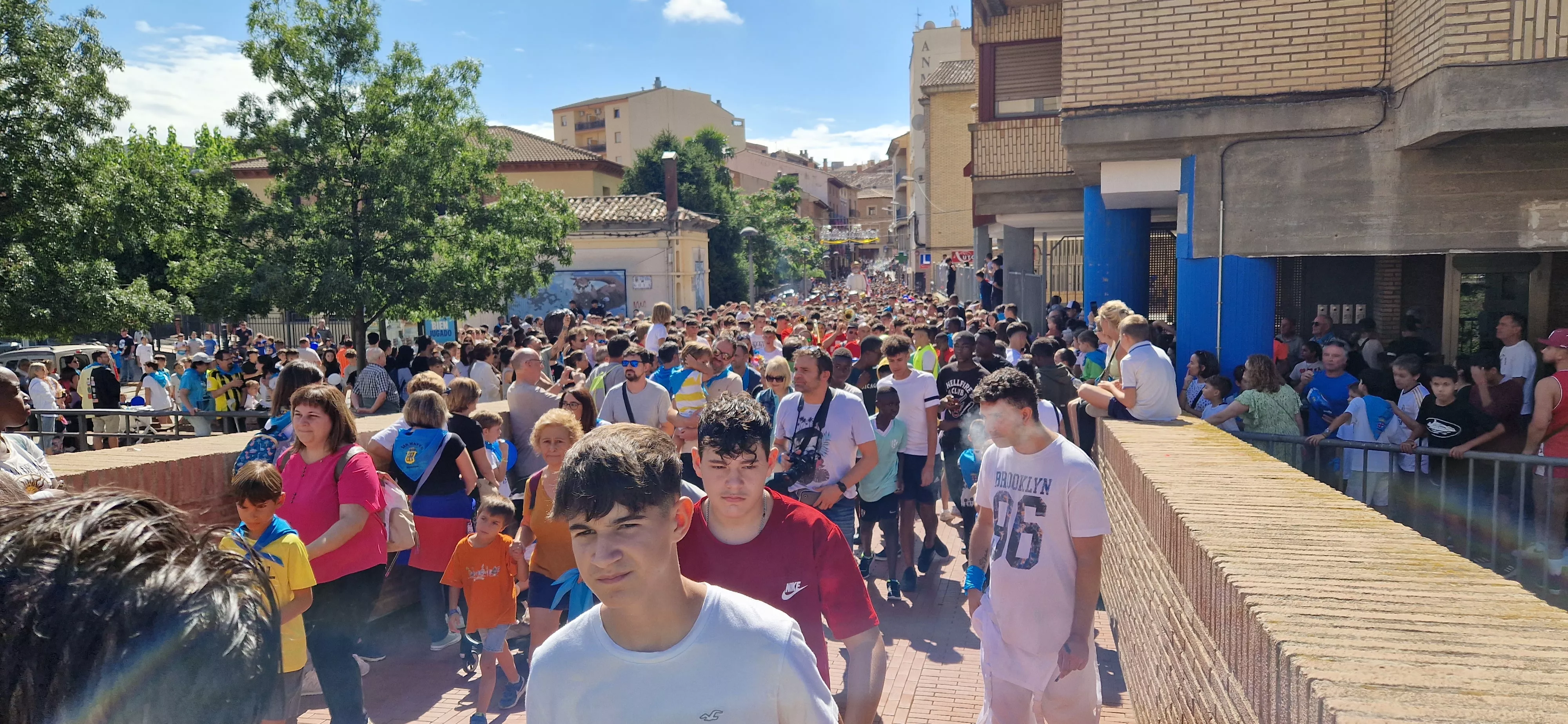 Comienzan las fiestas de Monzón 2023. Foto Myriam Martínez 