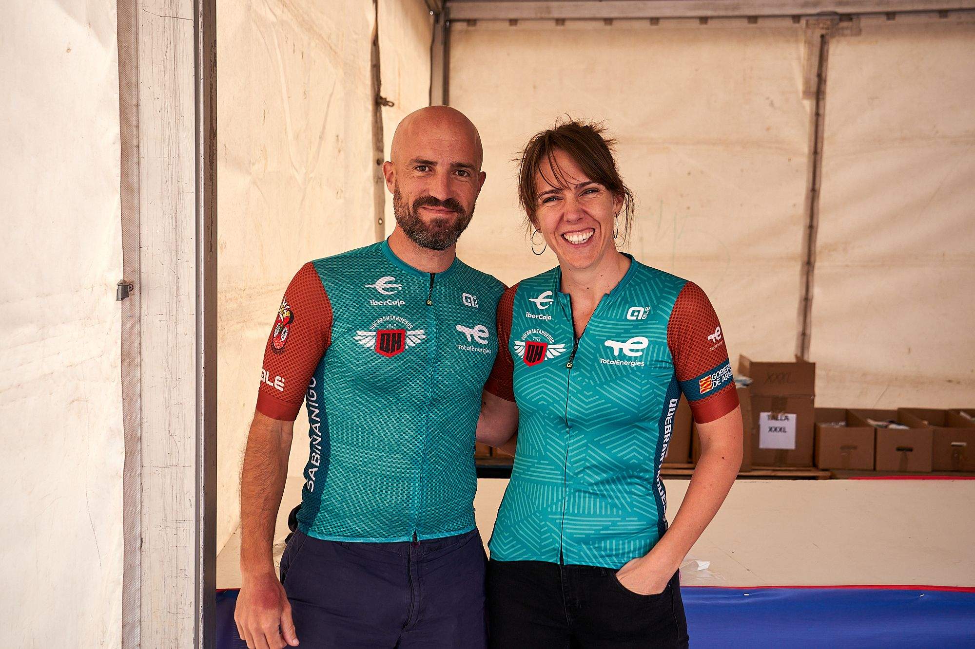 Sabiñánigo ya vive la Quebrantahuesos. FOTO: DOBLE JOTA