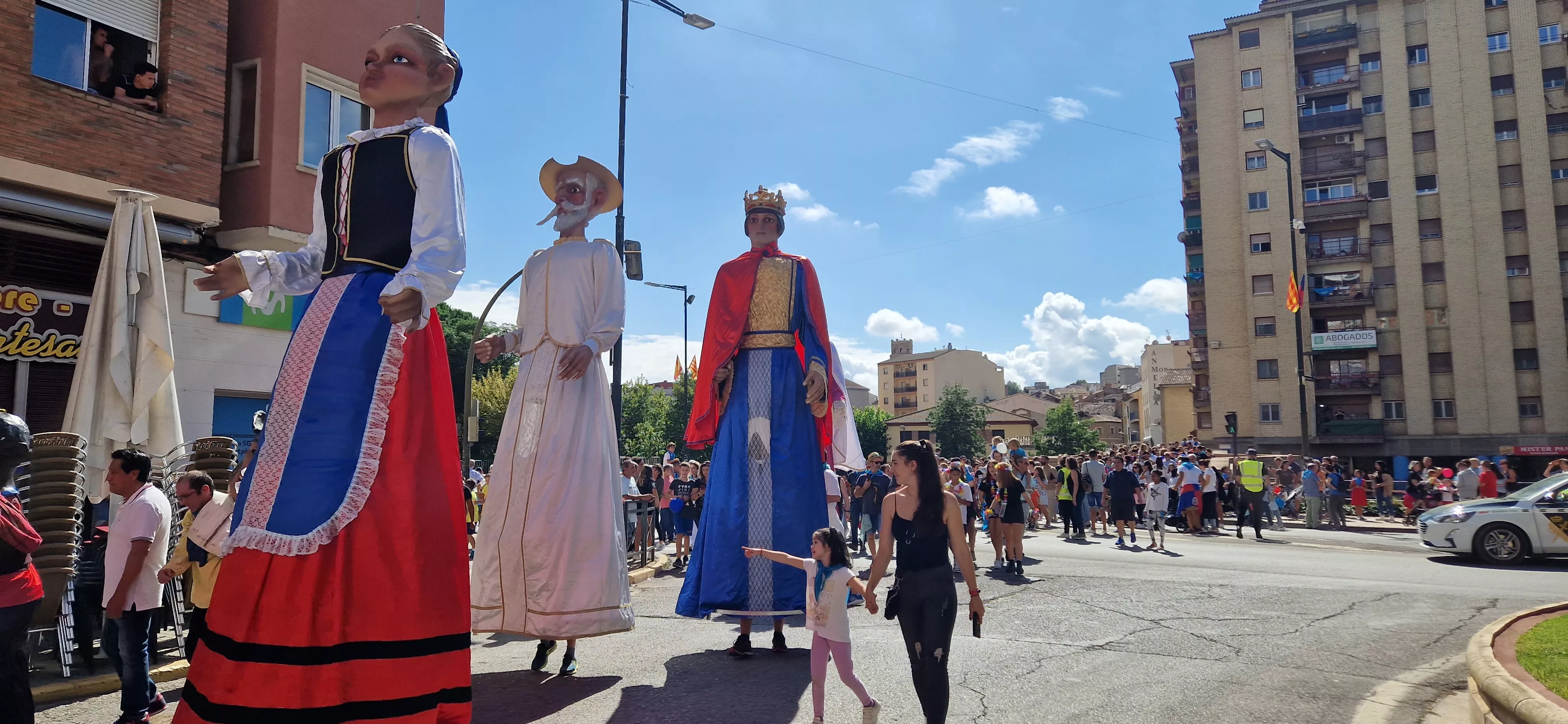 Comienzan las fiestas de Monzón 2023. Foto Myriam Martínez 