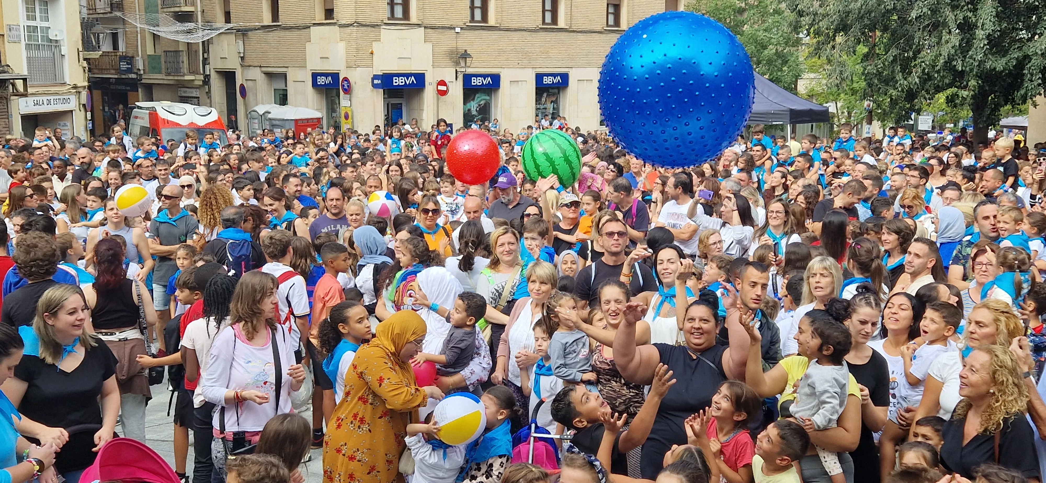 Comienzan las fiestas de Monzón 2023. Foto Myriam Martínez 