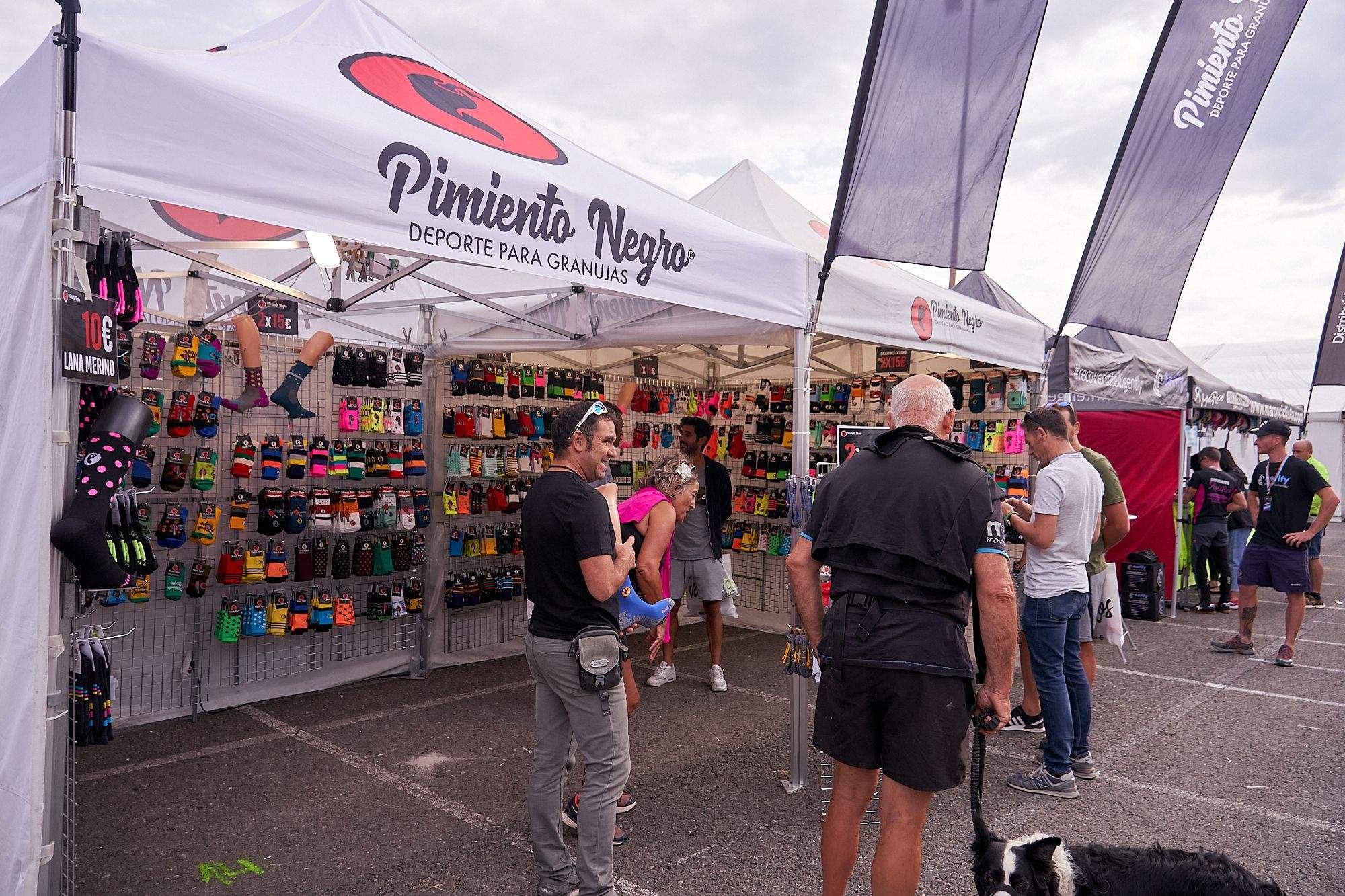 Sabiñánigo ya vive la Quebrantahuesos. FOTO: DOBLE JOTA