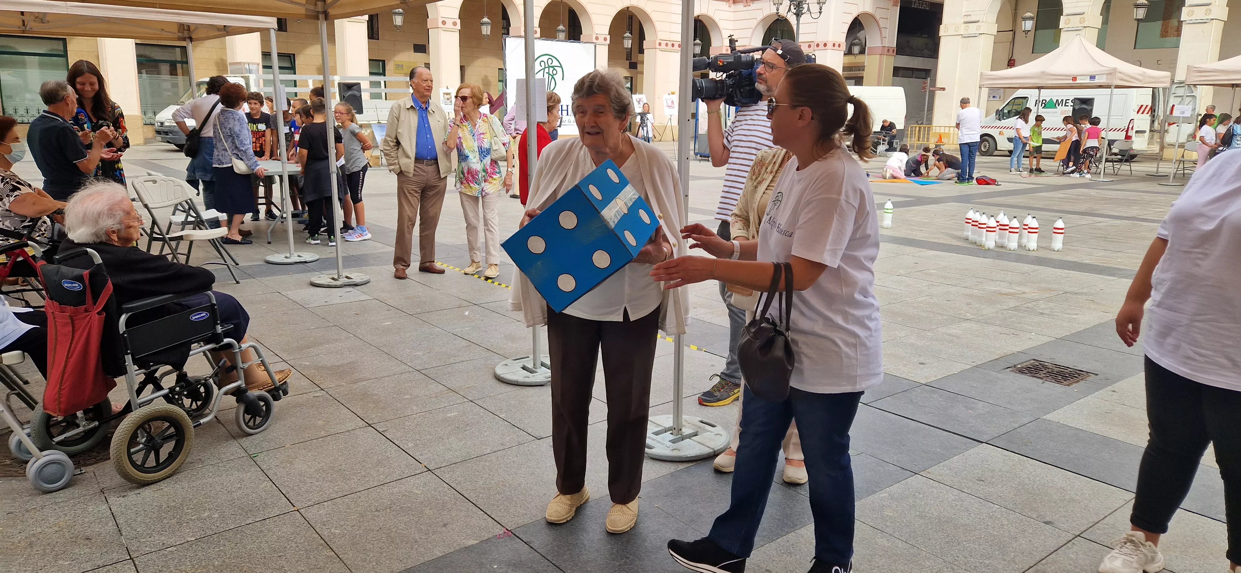 Día Mundial del Alzhéimer en Huesca. Foto Myriam Martínez 