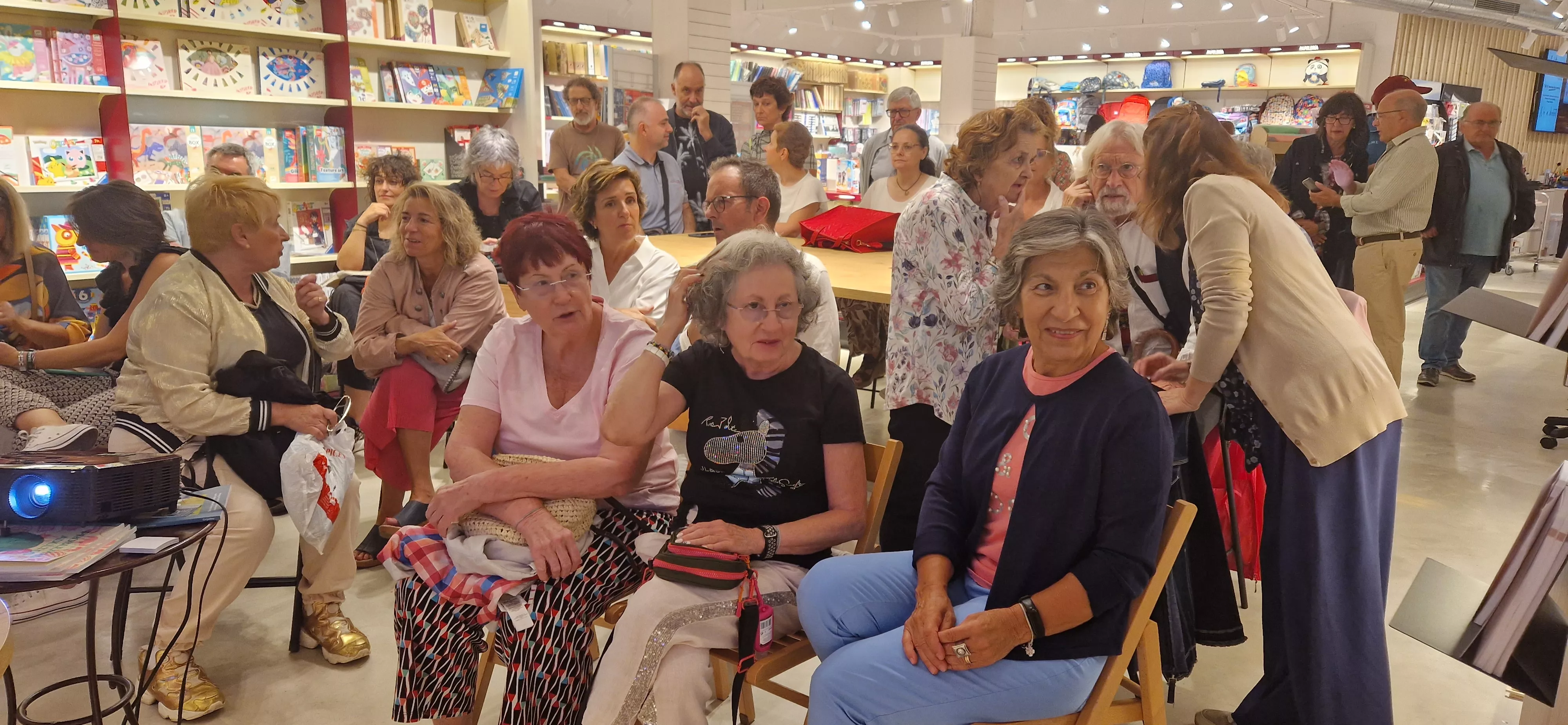 Estela Rasal y Amparo Nogués en el I Certamen Cangrejo