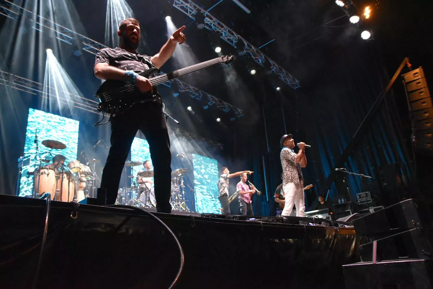 Concierto en San Mateo de Efecto Pasillo.